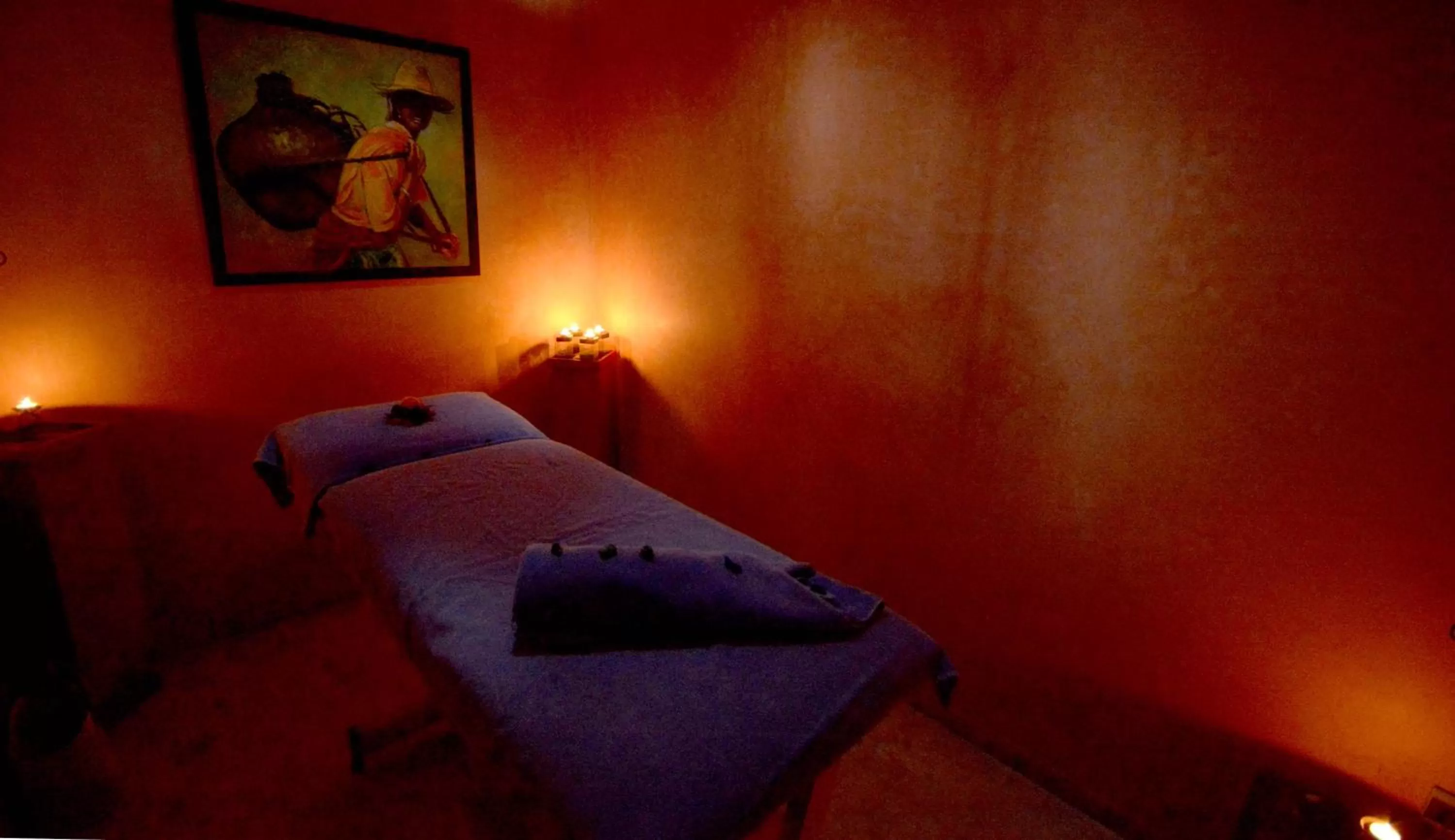 Massage in Oasis Hotel & Spa