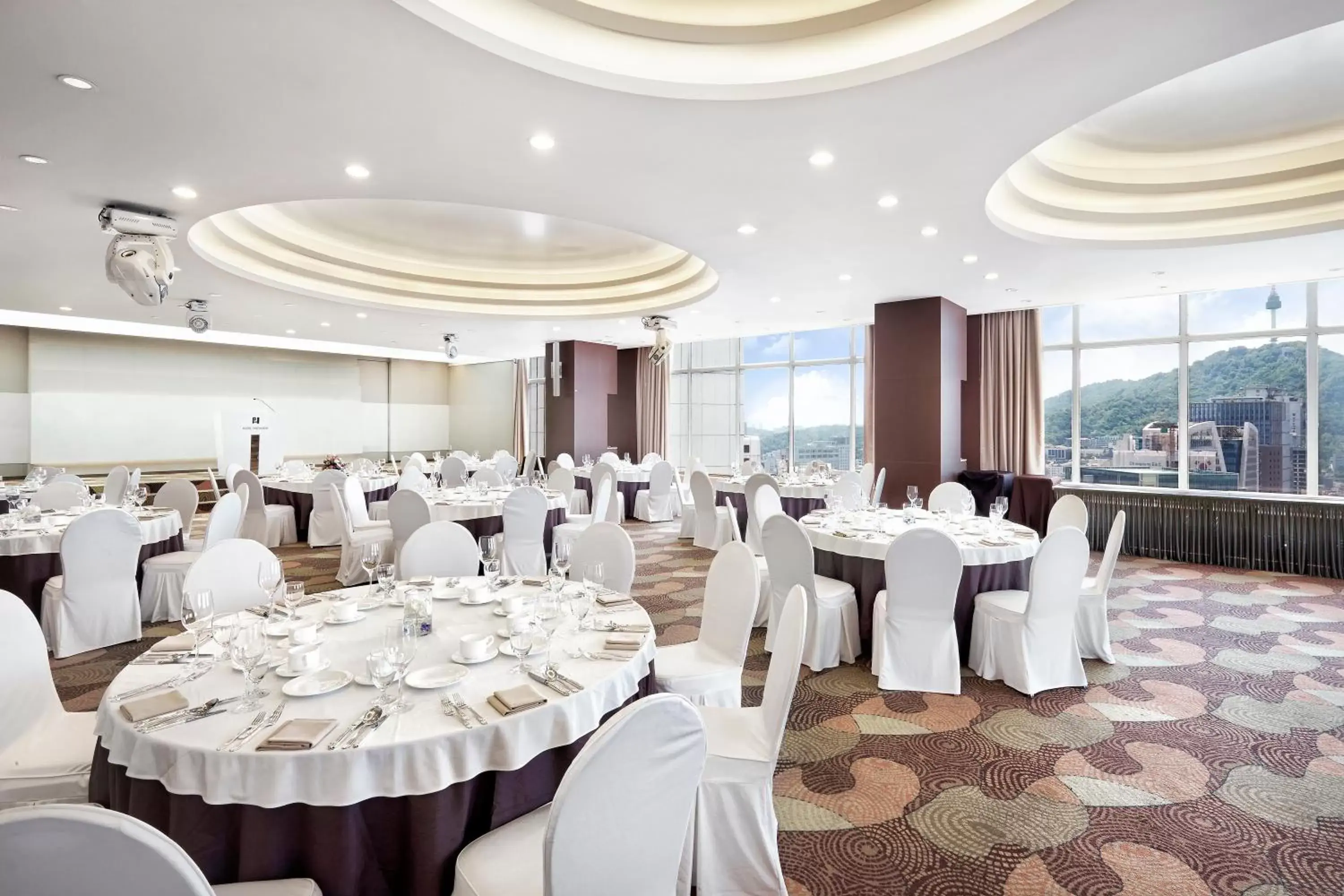 Banquet/Function facilities, Banquet Facilities in Hotel President