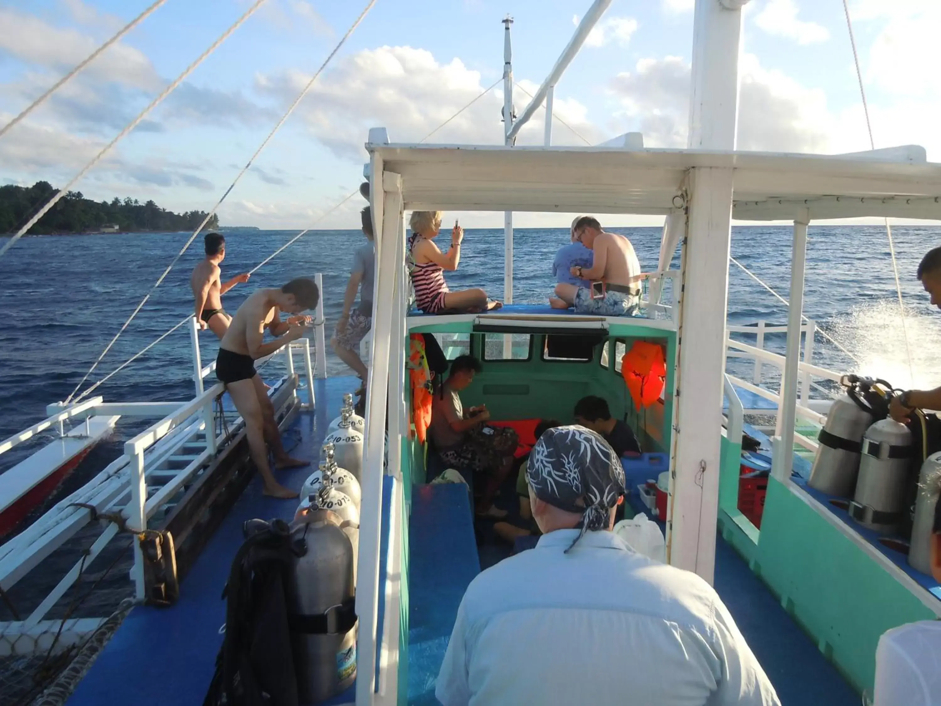 Snorkeling in Wellbeach Dive Resort