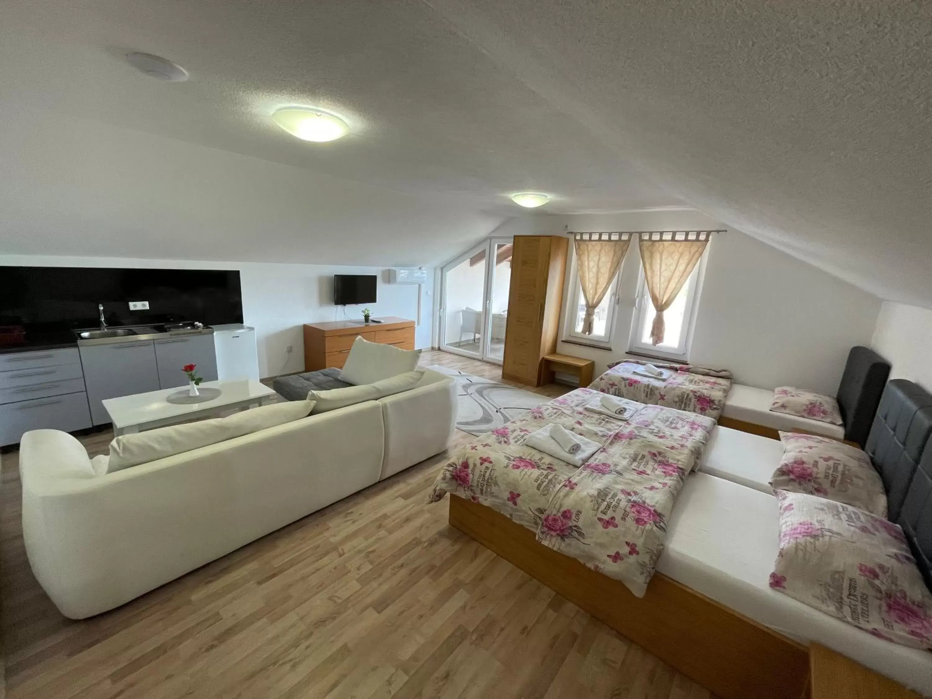 Apartment with Balcony in Villa Maja Apartment with Balcony in Villa Maja