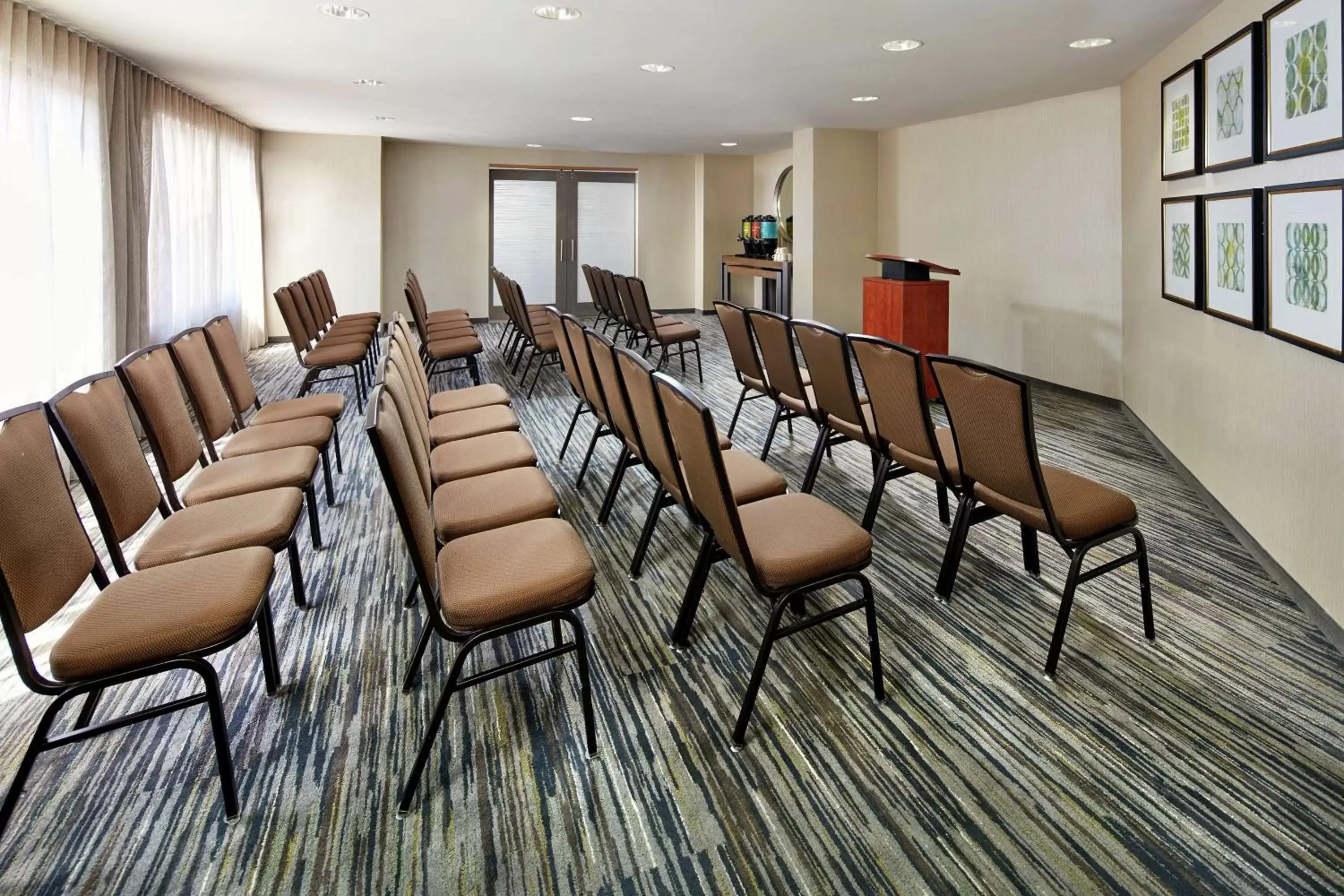 Meeting/conference room in Hilton Garden Inn San Diego Mission Valley/Stadium