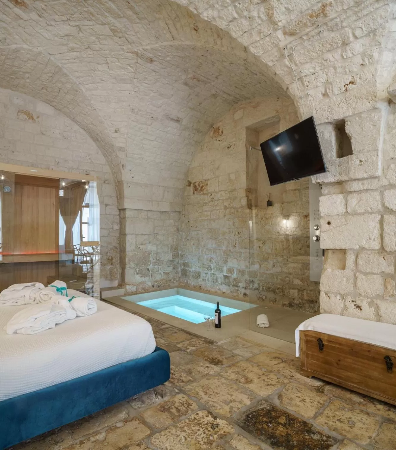 Sauna, Bed in Dama Bianca Boutique Hotel Ostuni