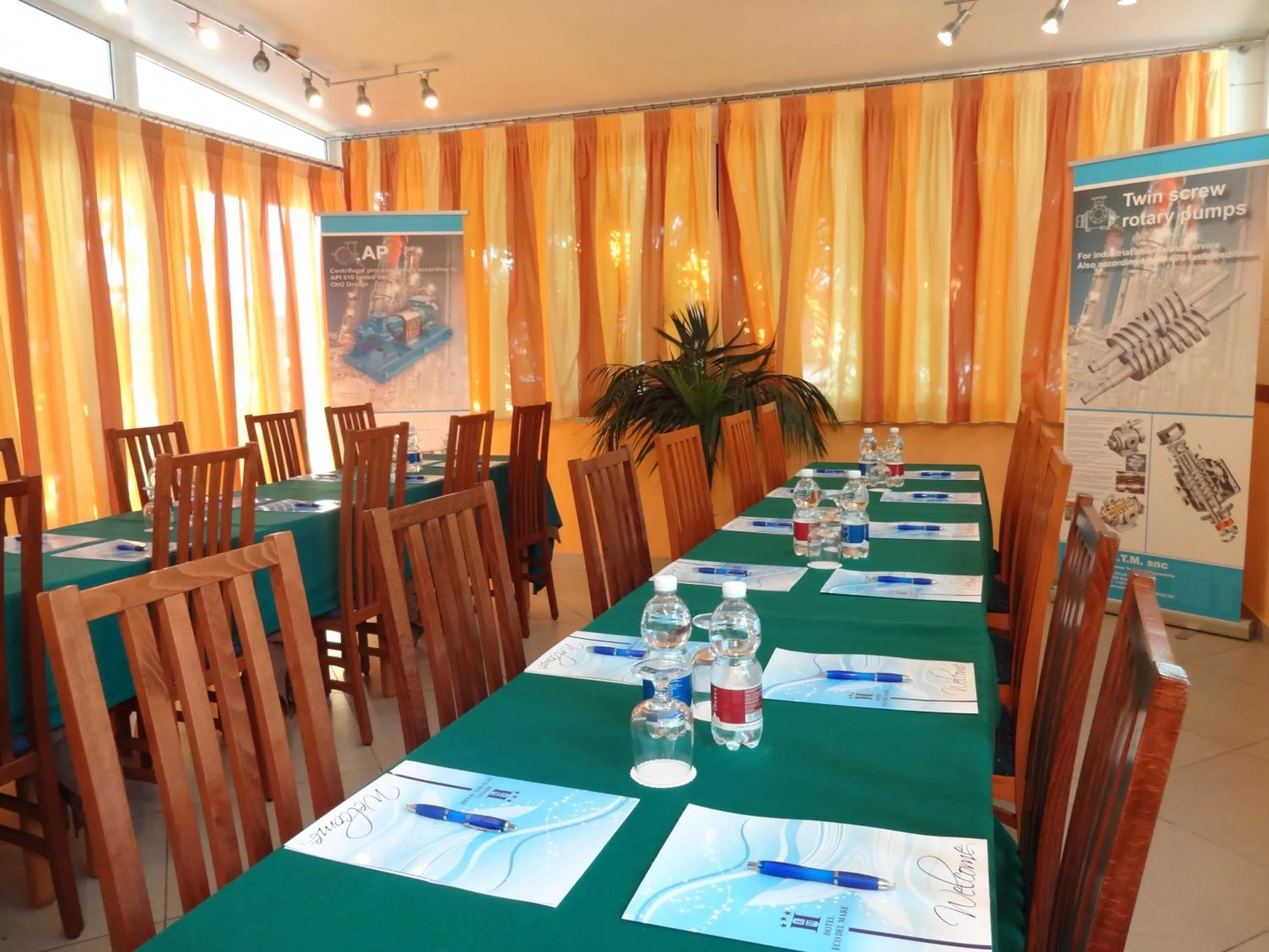 Business facilities in Hotel Eco Del Mare