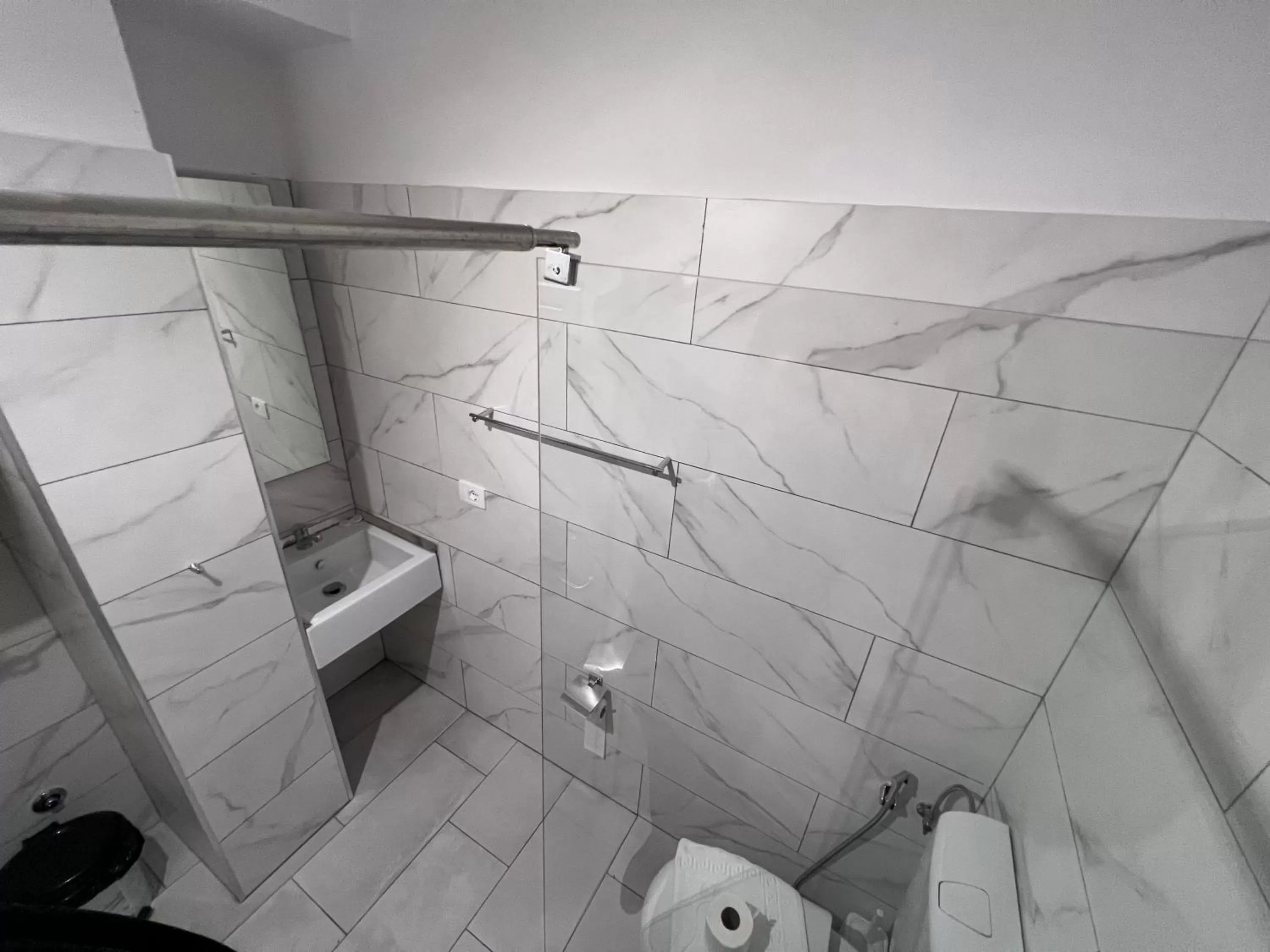 Shower, Bathroom in Bobi Hotel