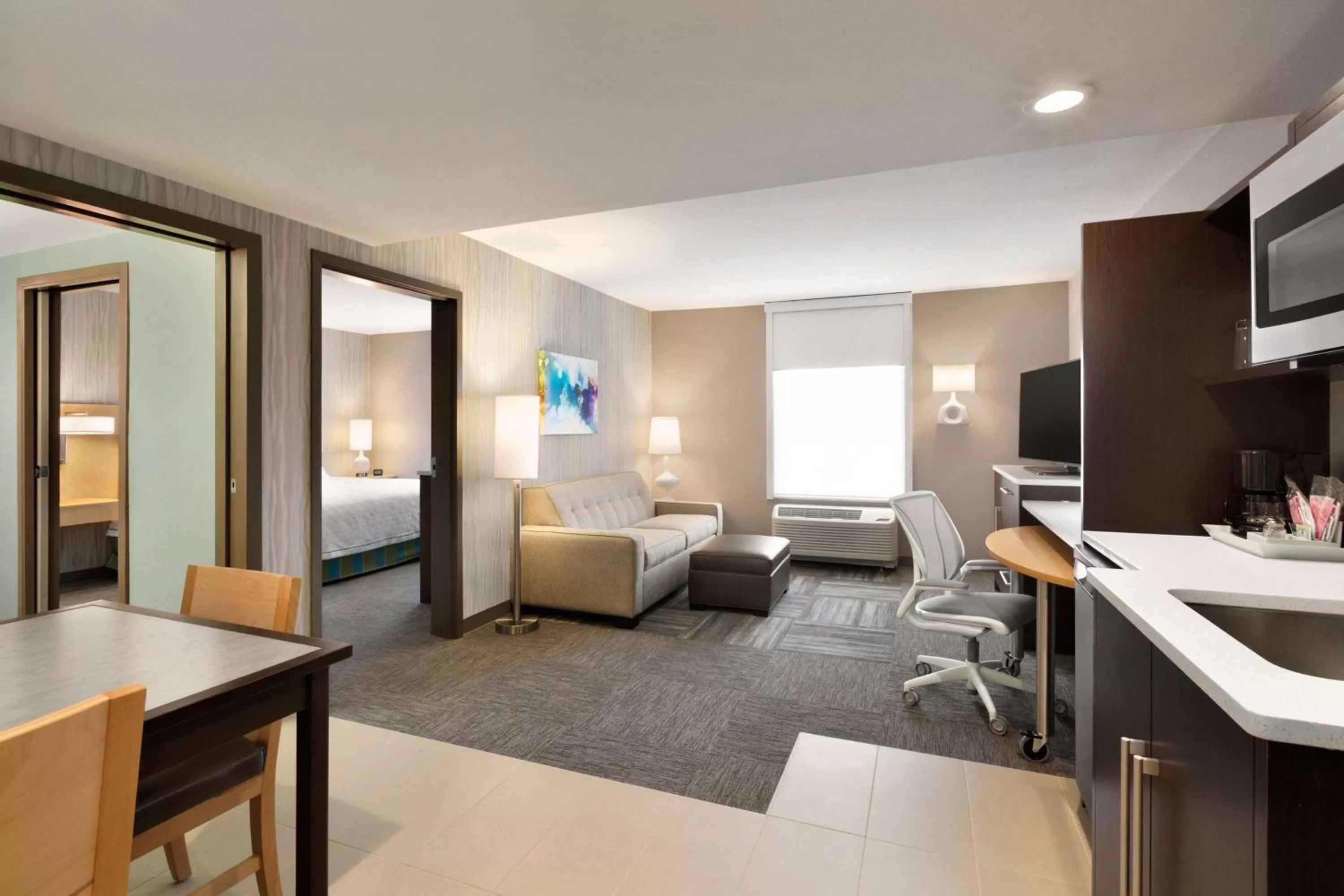 Living room, Bed in Home2 Suites by Hilton Billings