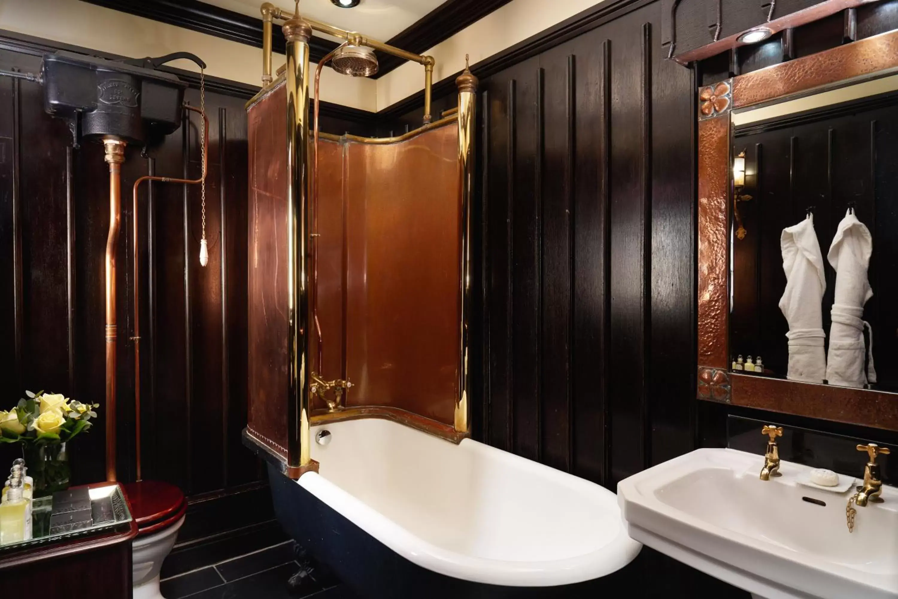Bathroom in The Gore London - Starhotels Collezione