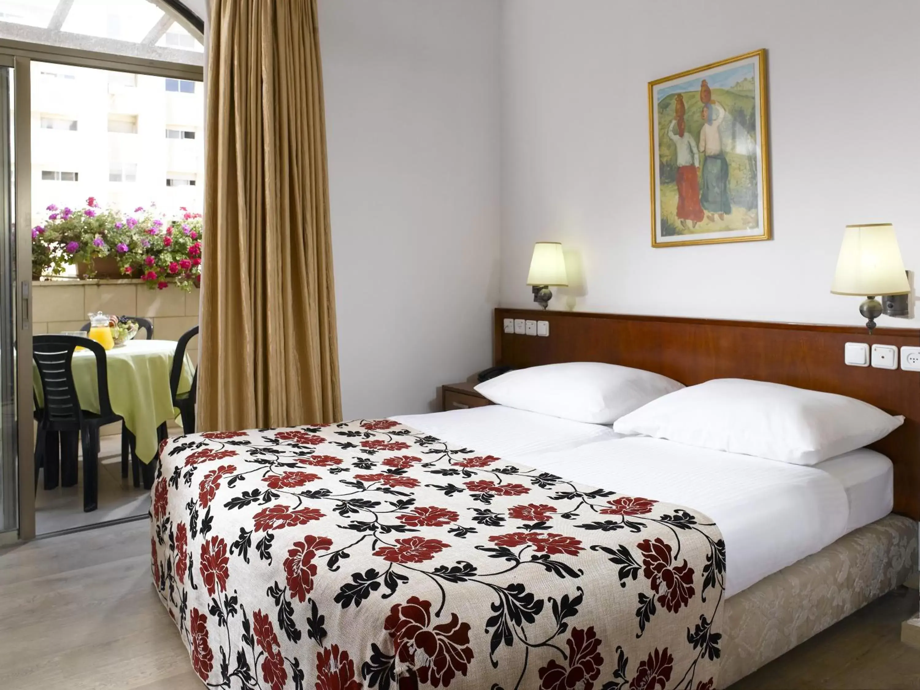 Bedroom, Bed in Lev Yerushalayim Hotel