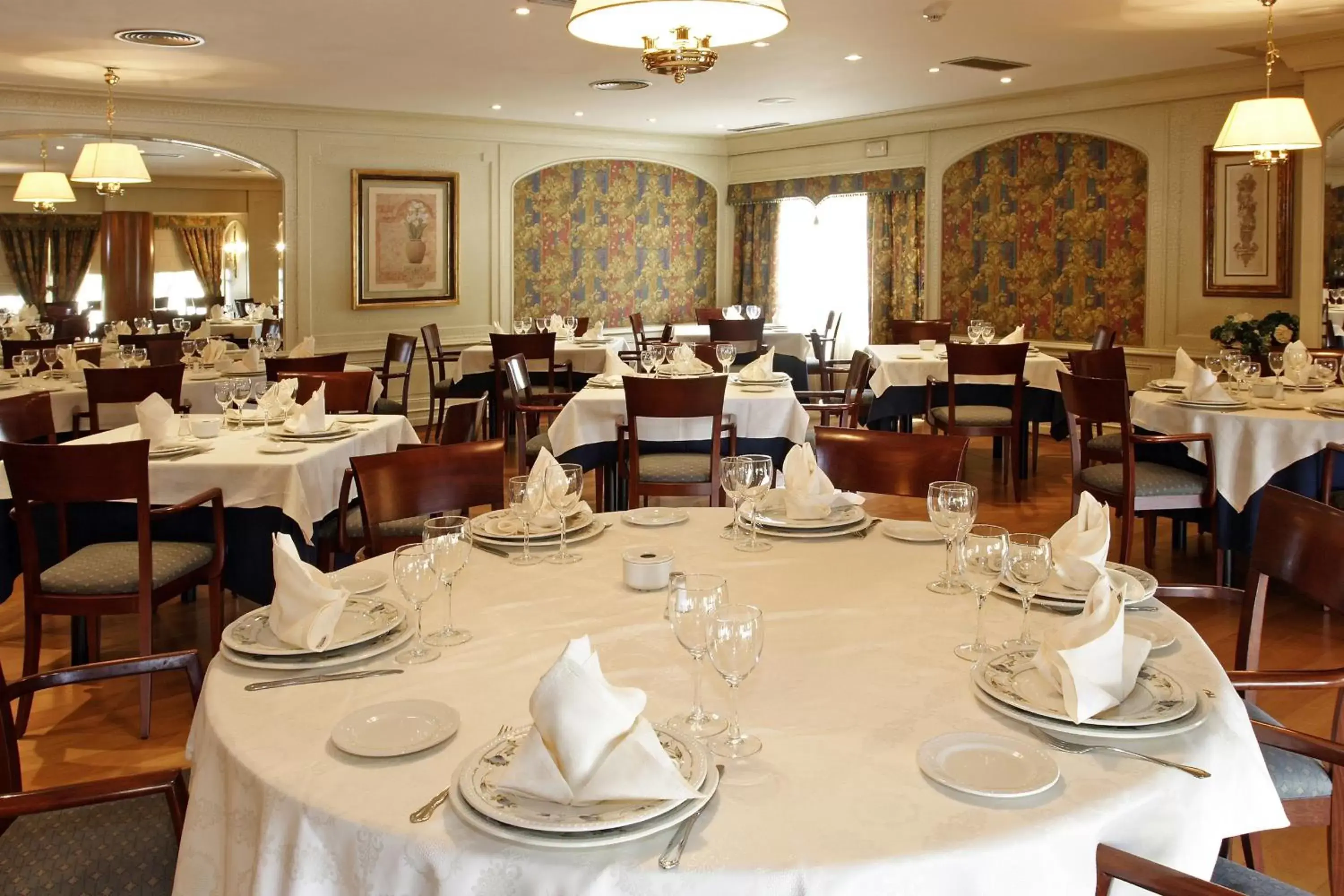Lounge or bar, Restaurant/Places to Eat in Hotel Alhama