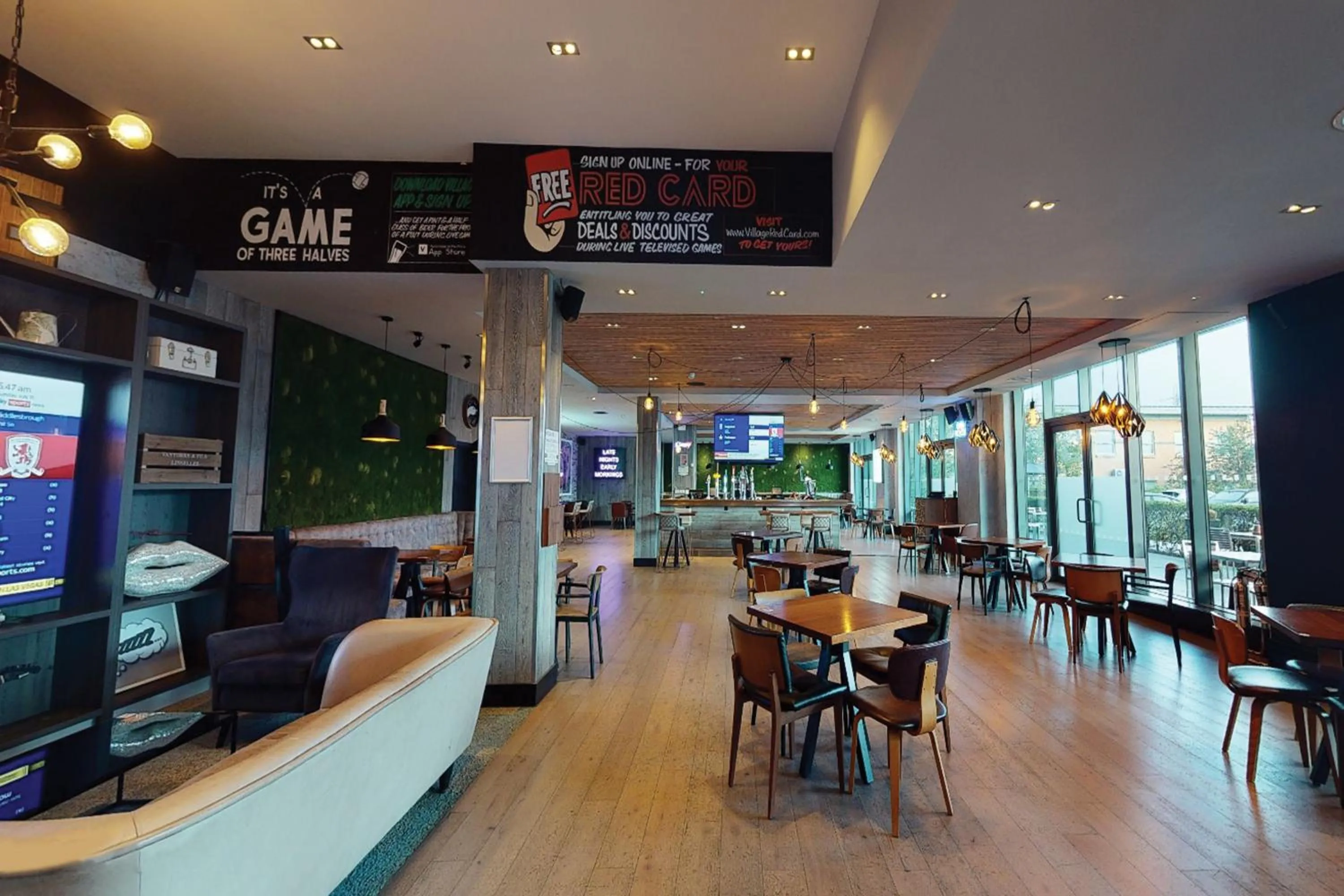 Restaurant/places to eat in Village Hotel Solihull