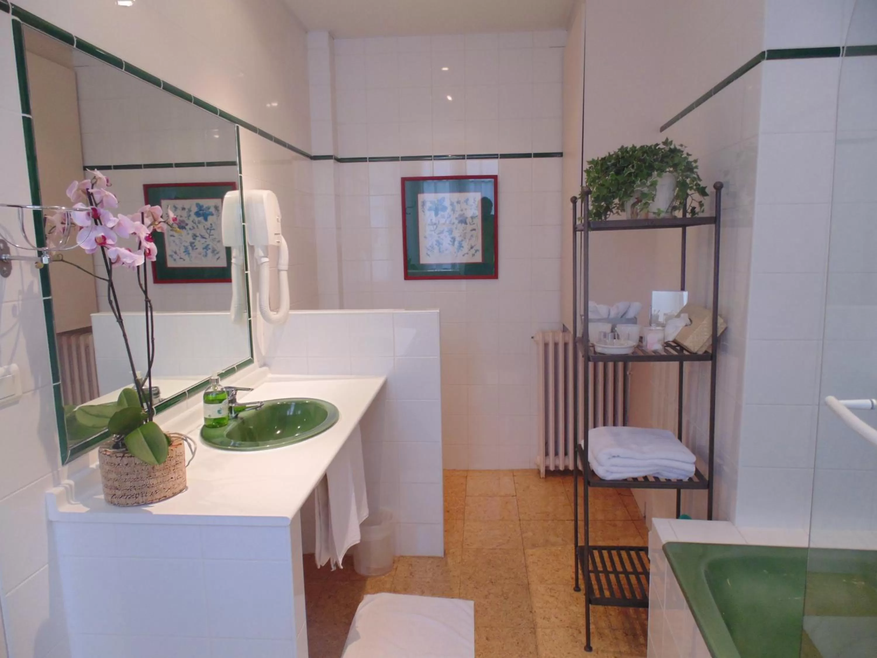 Bathroom in Clos Saint Nicolas