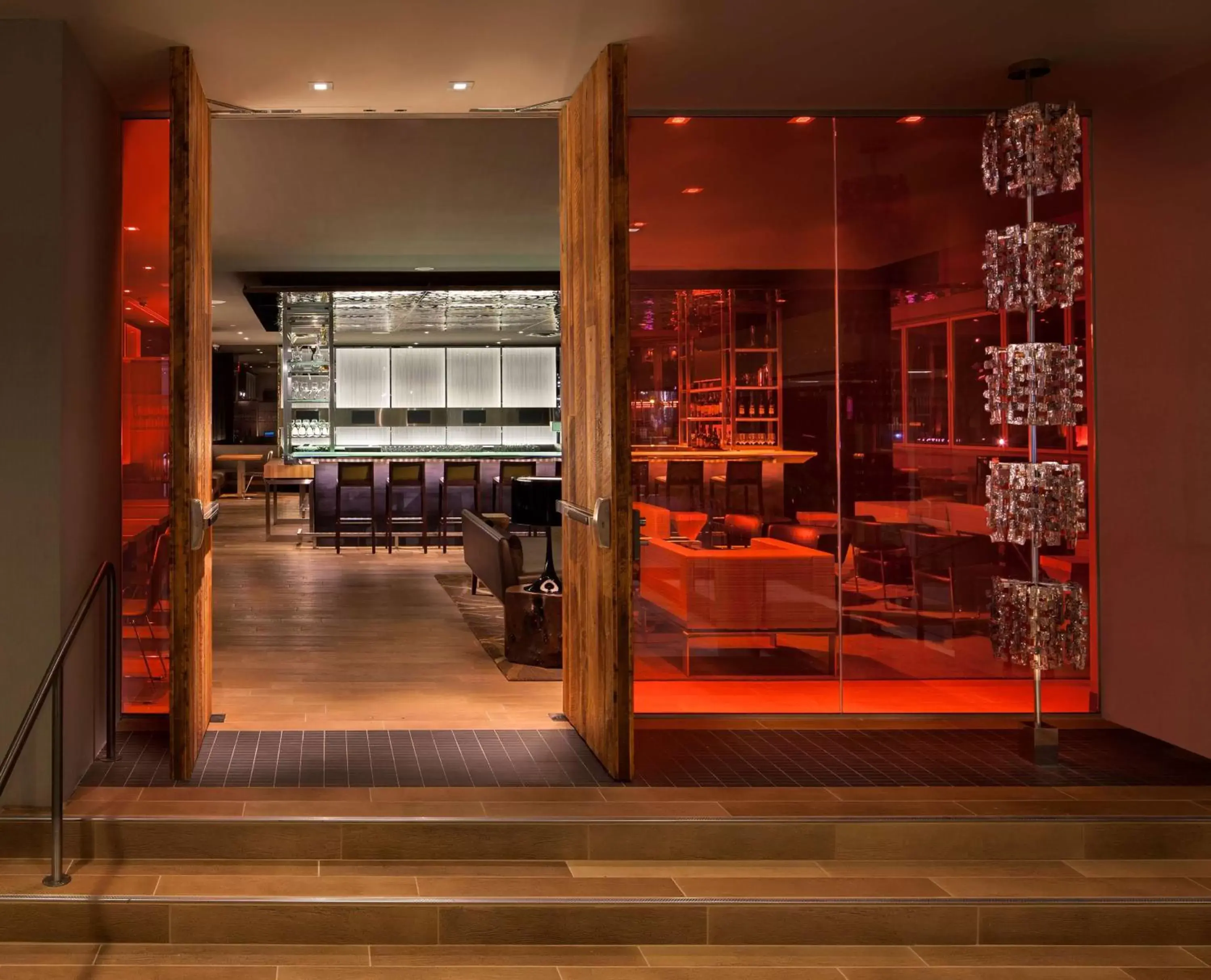 Lounge or bar in Hyatt Regency Vancouver