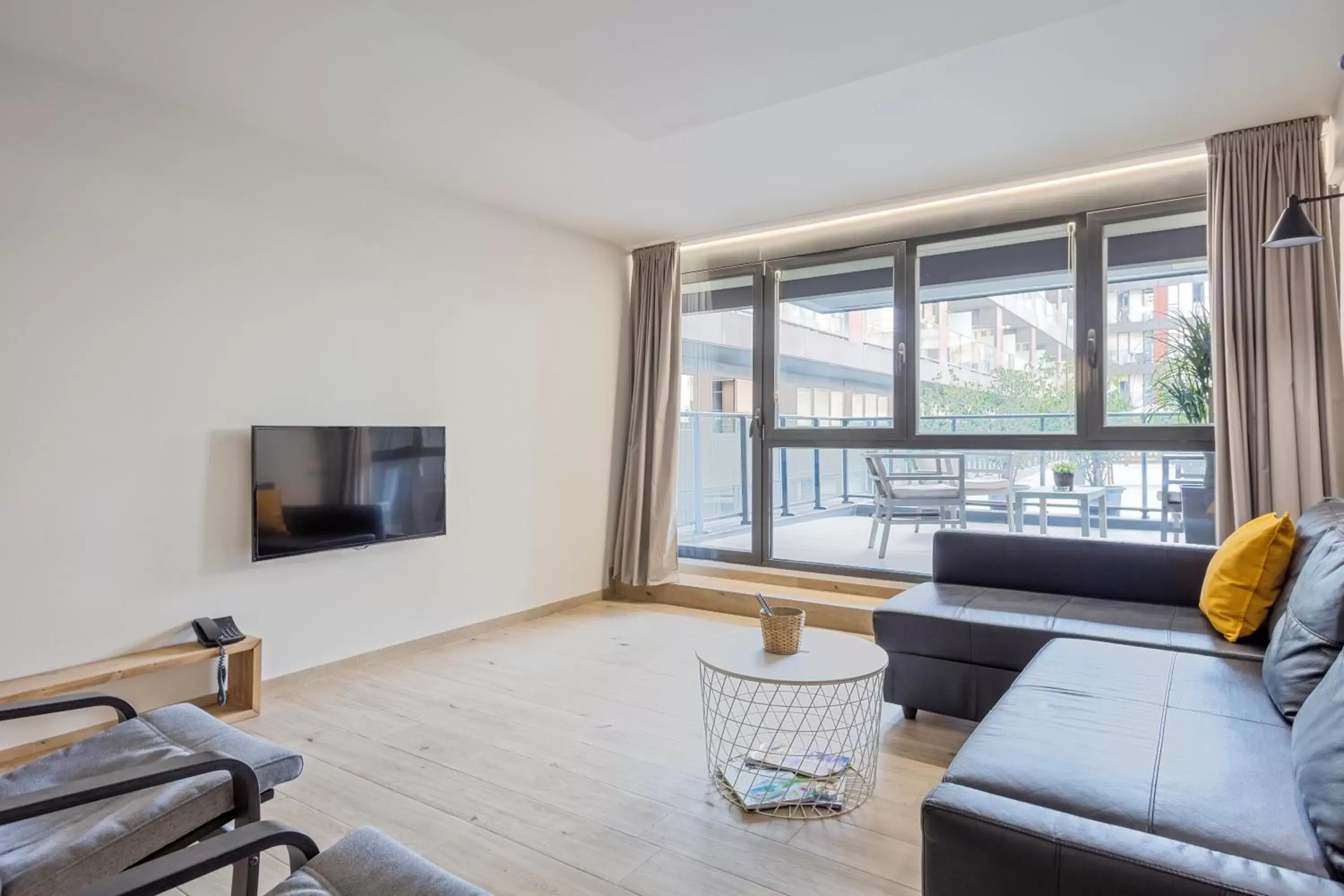 Communal lounge/ TV room, Seating Area in Aparthotel Bcn Montjuic