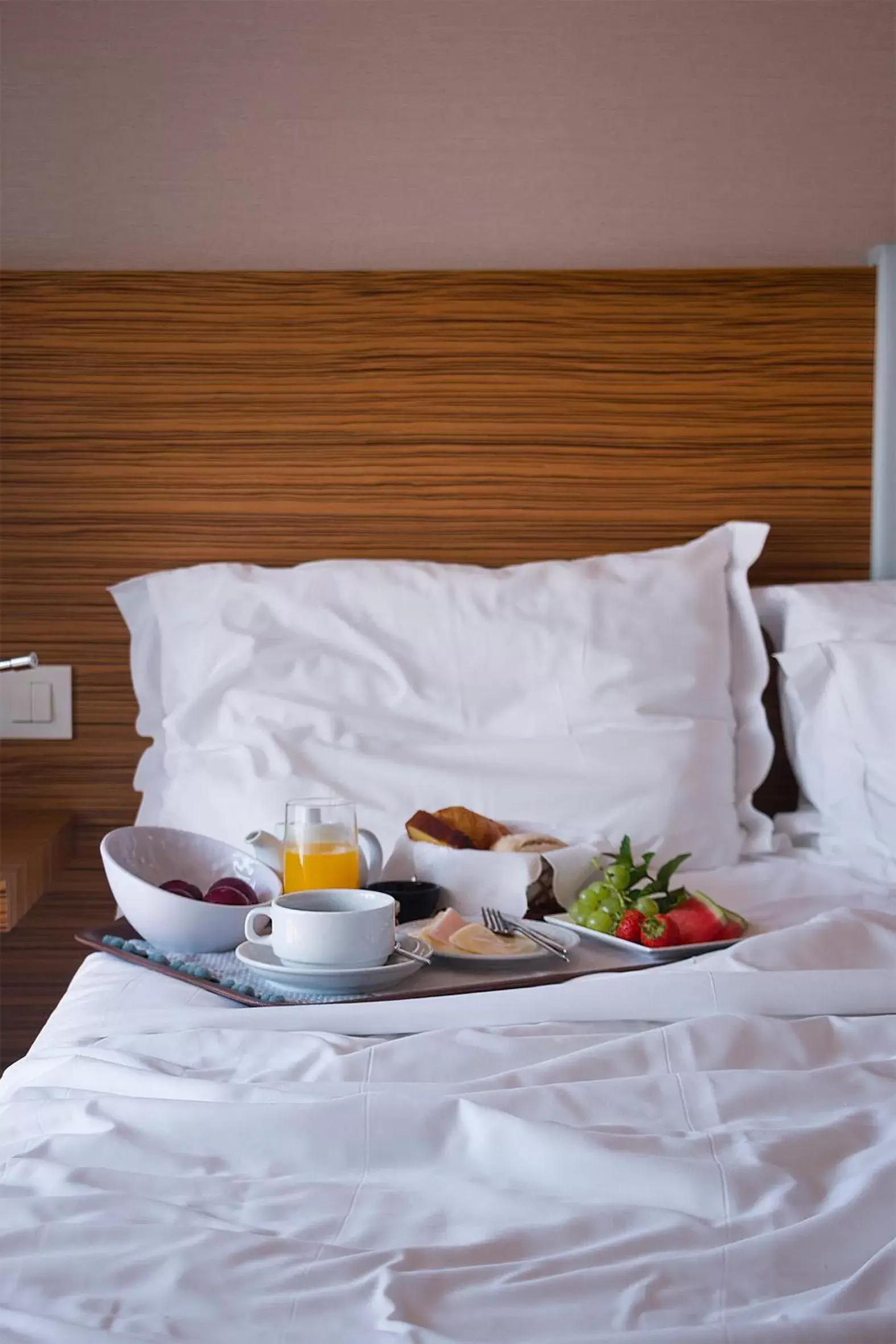 Toilet, Bed in Hotel Meira Toilet, Bed in Hotel Meira