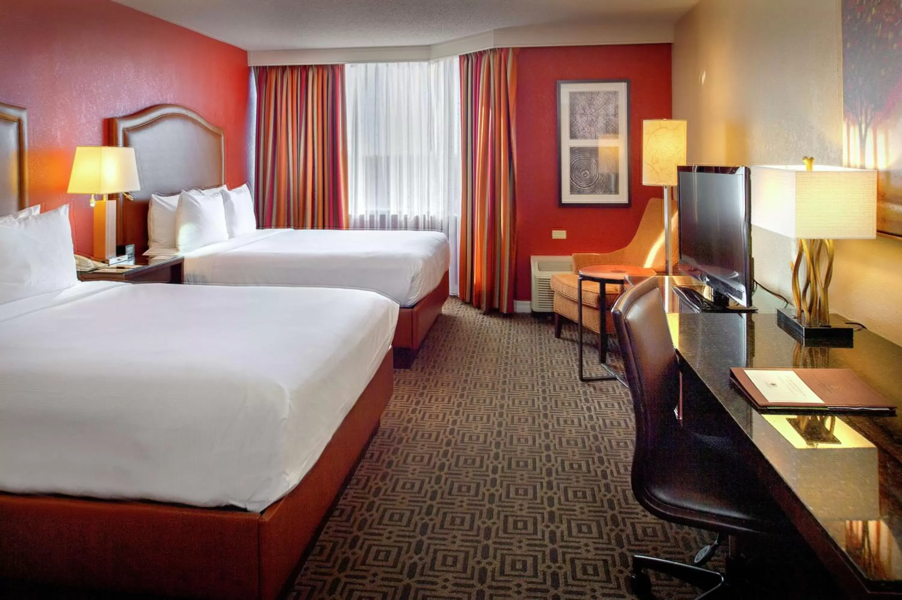 Bedroom in DoubleTree by Hilton Hotel St. Louis - Chesterfield