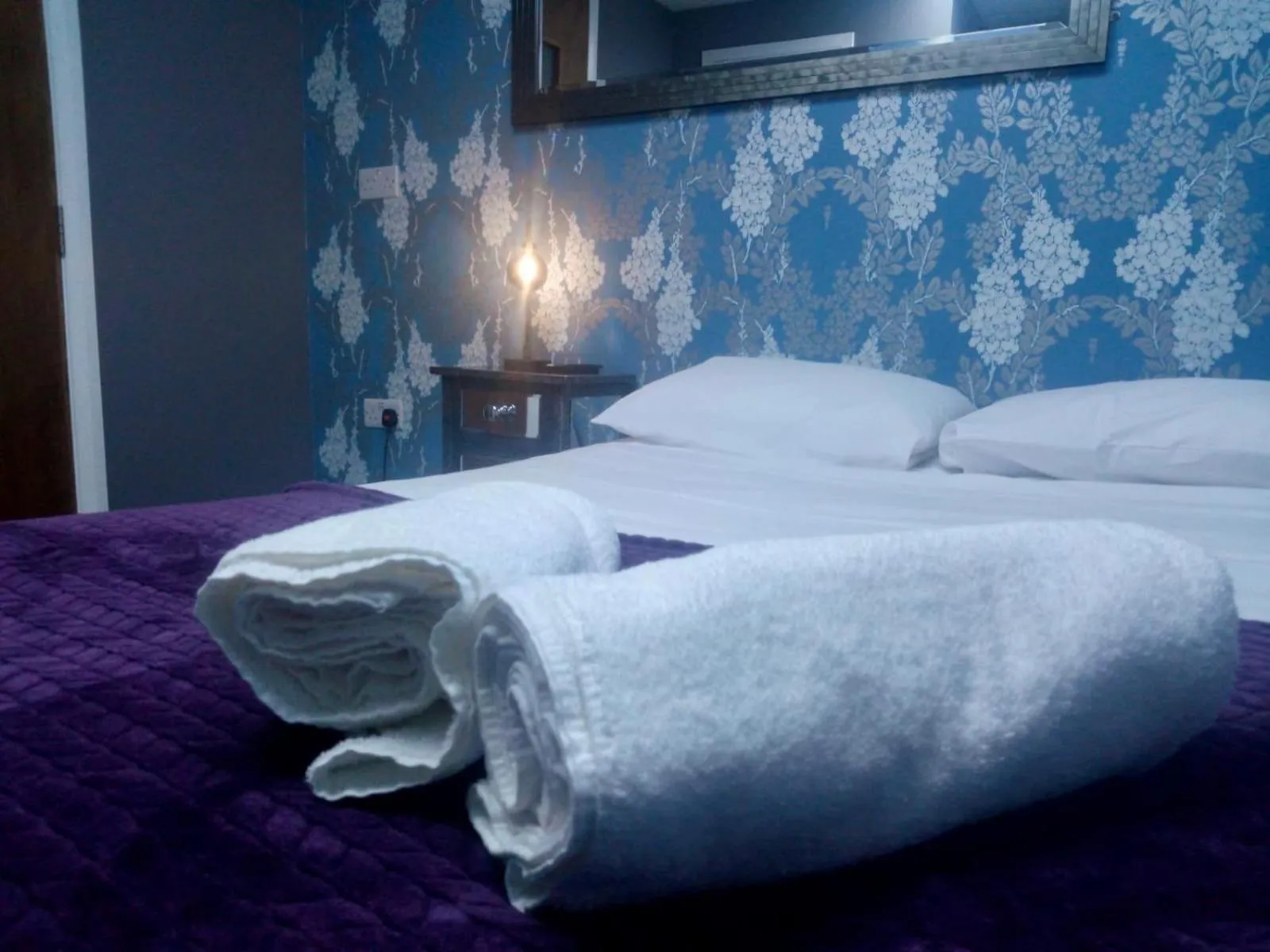 Single Room with AC No Window in The Melville Hotel by Rokxy- Kings Cross