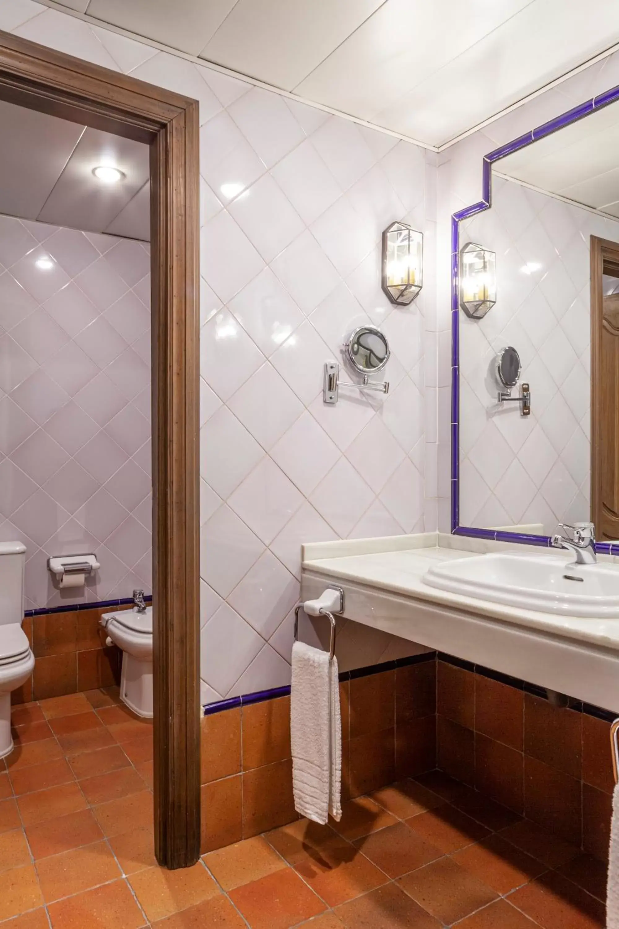 Bathroom in Macia Alfaros