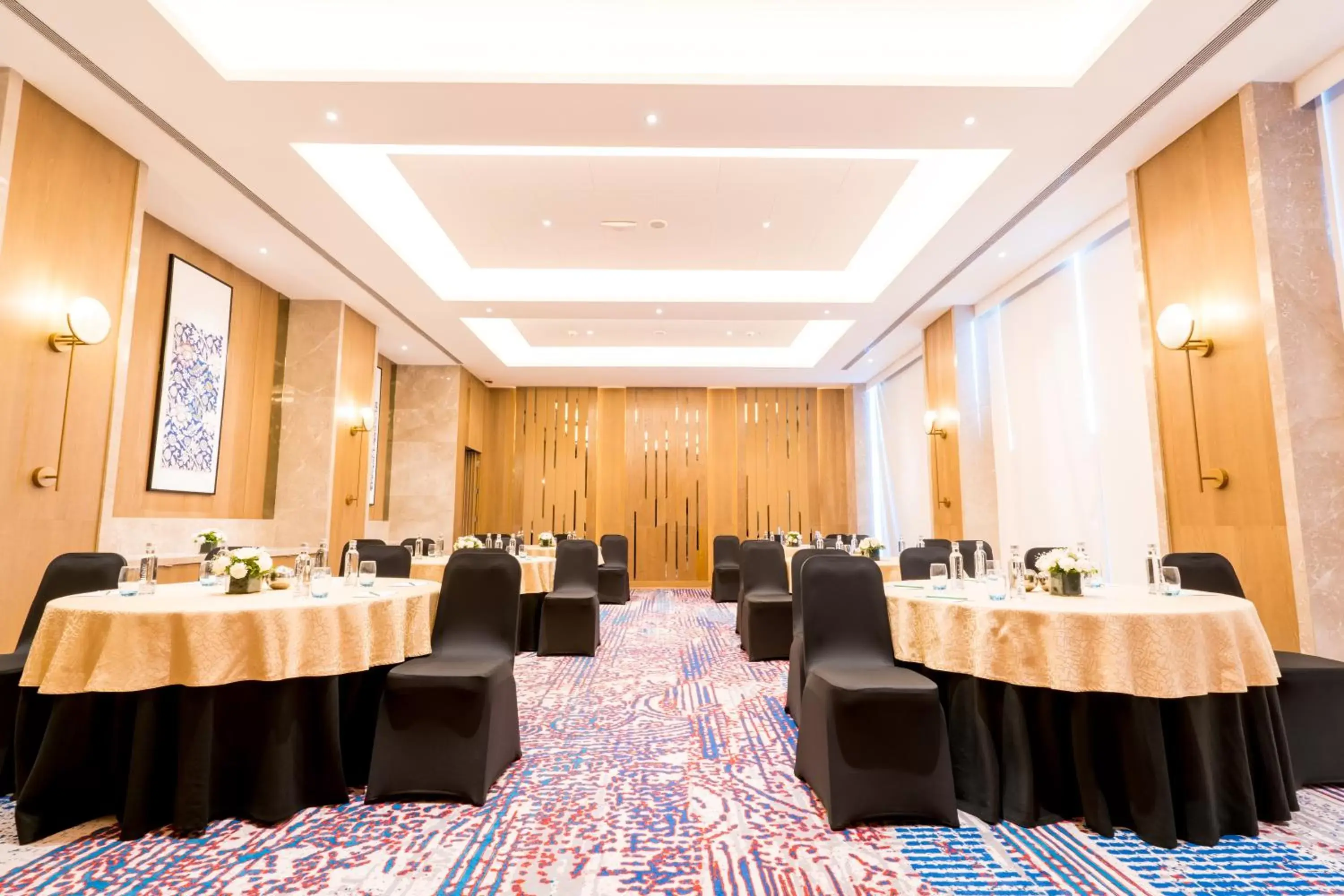 Meeting/conference room in Holiday Inn Lucknow Airport, an IHG Hotel