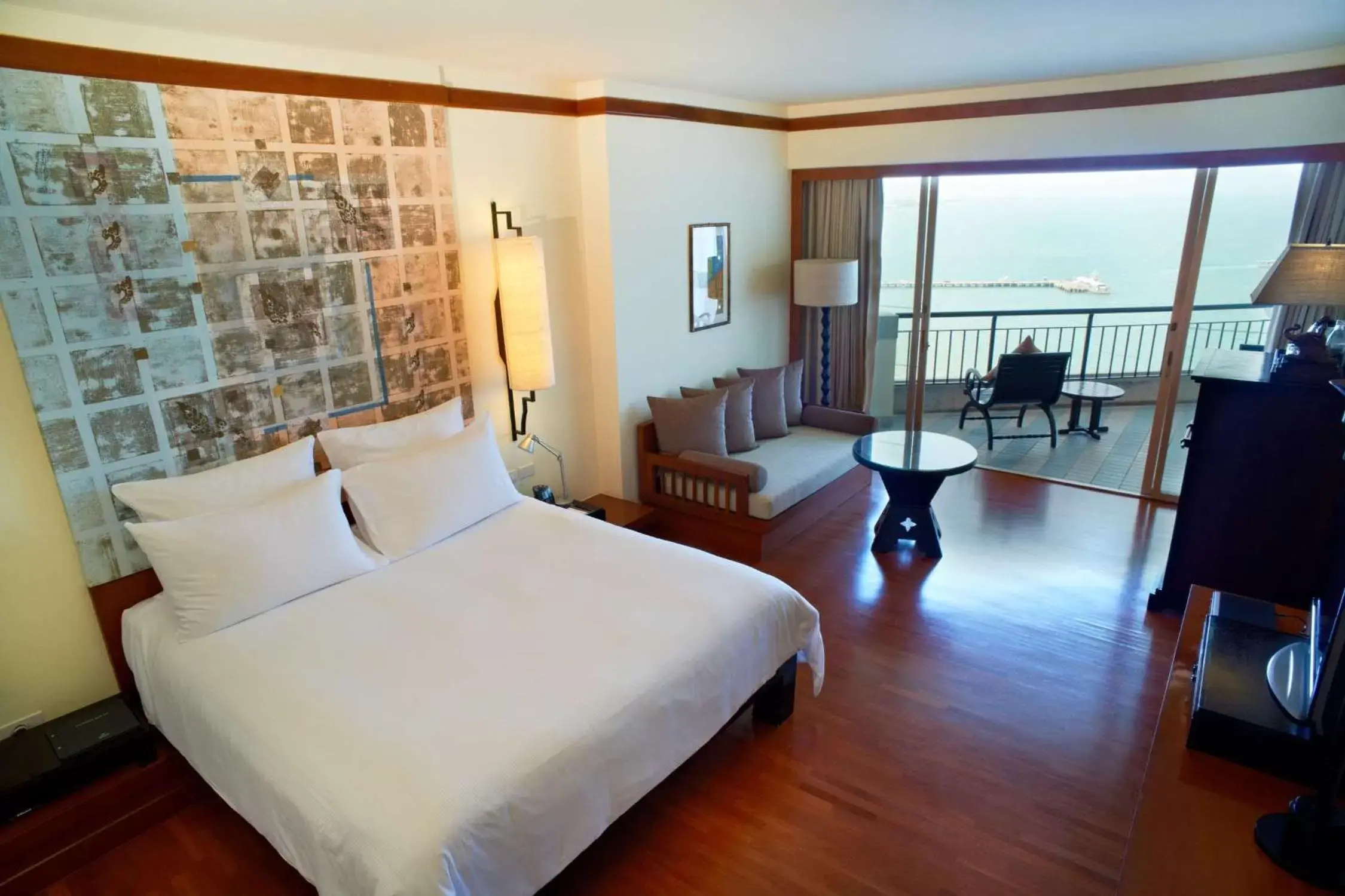 Bed in Hilton Hua Hin Resort & Spa