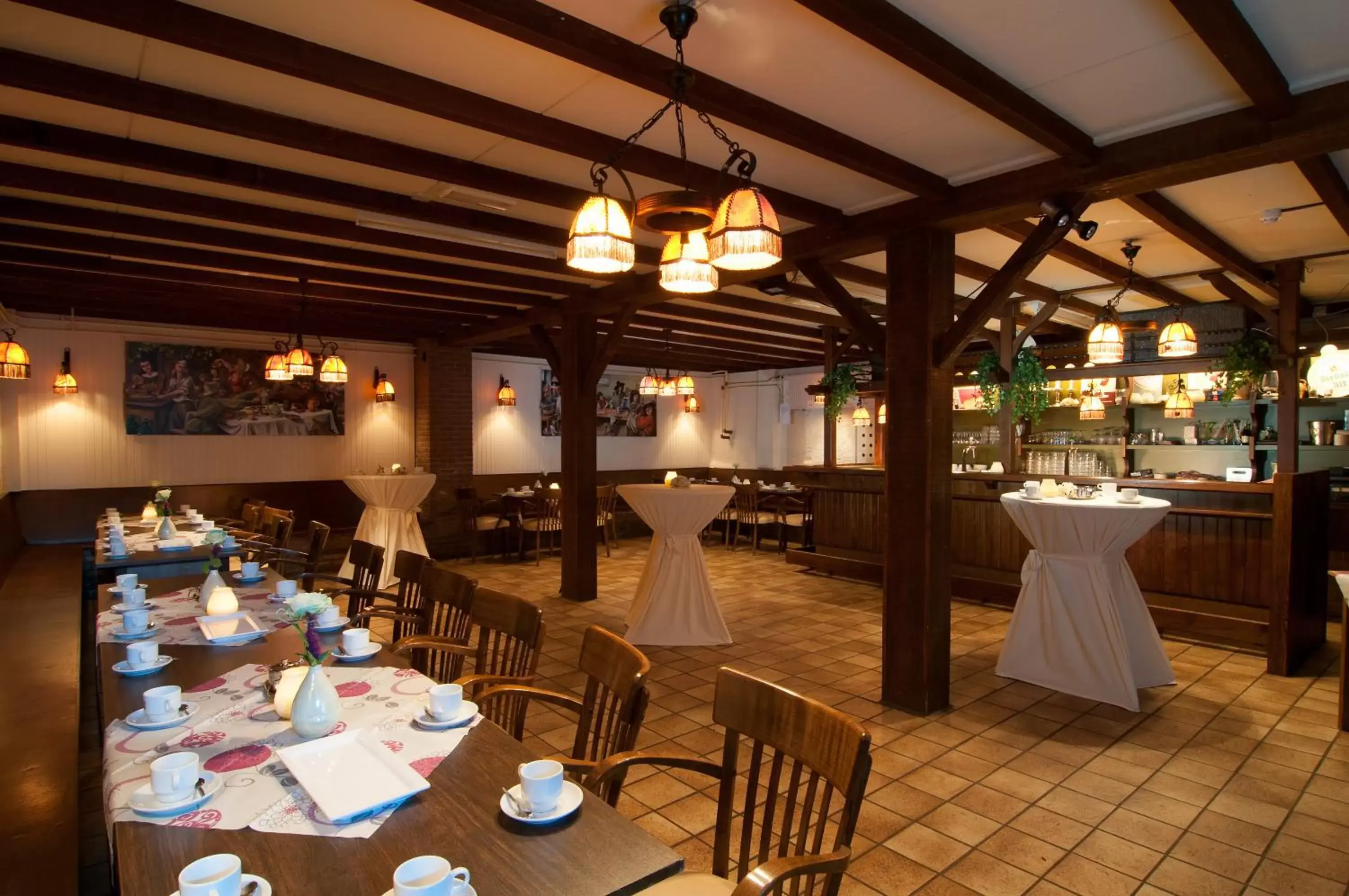 Banquet/Function facilities, Restaurant/Places to Eat in Het Wapen van Elst