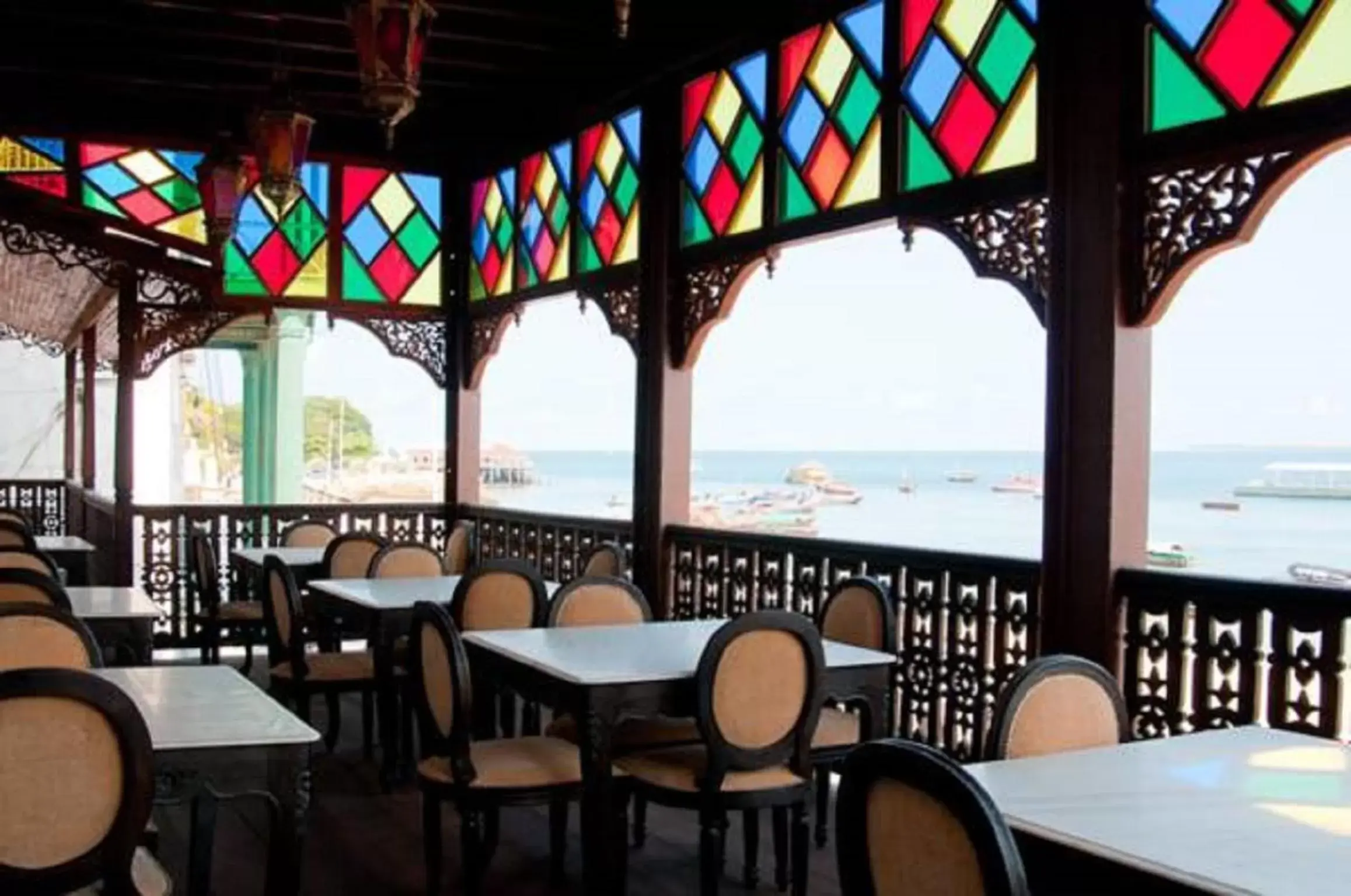 Restaurant/Places to Eat in Mizingani Seafront Hotel