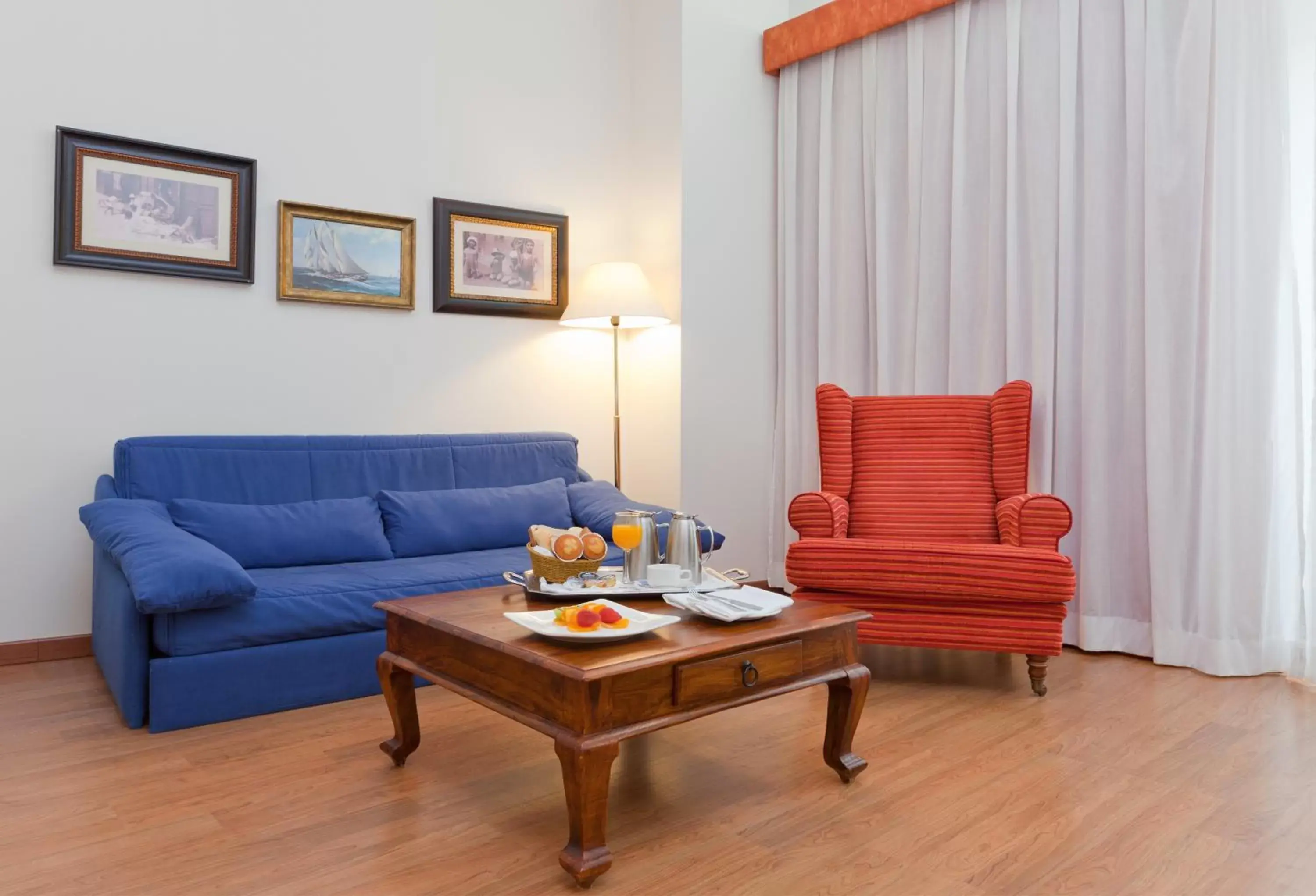 Living room, Seating Area in Senator Cádiz Spa Hotel