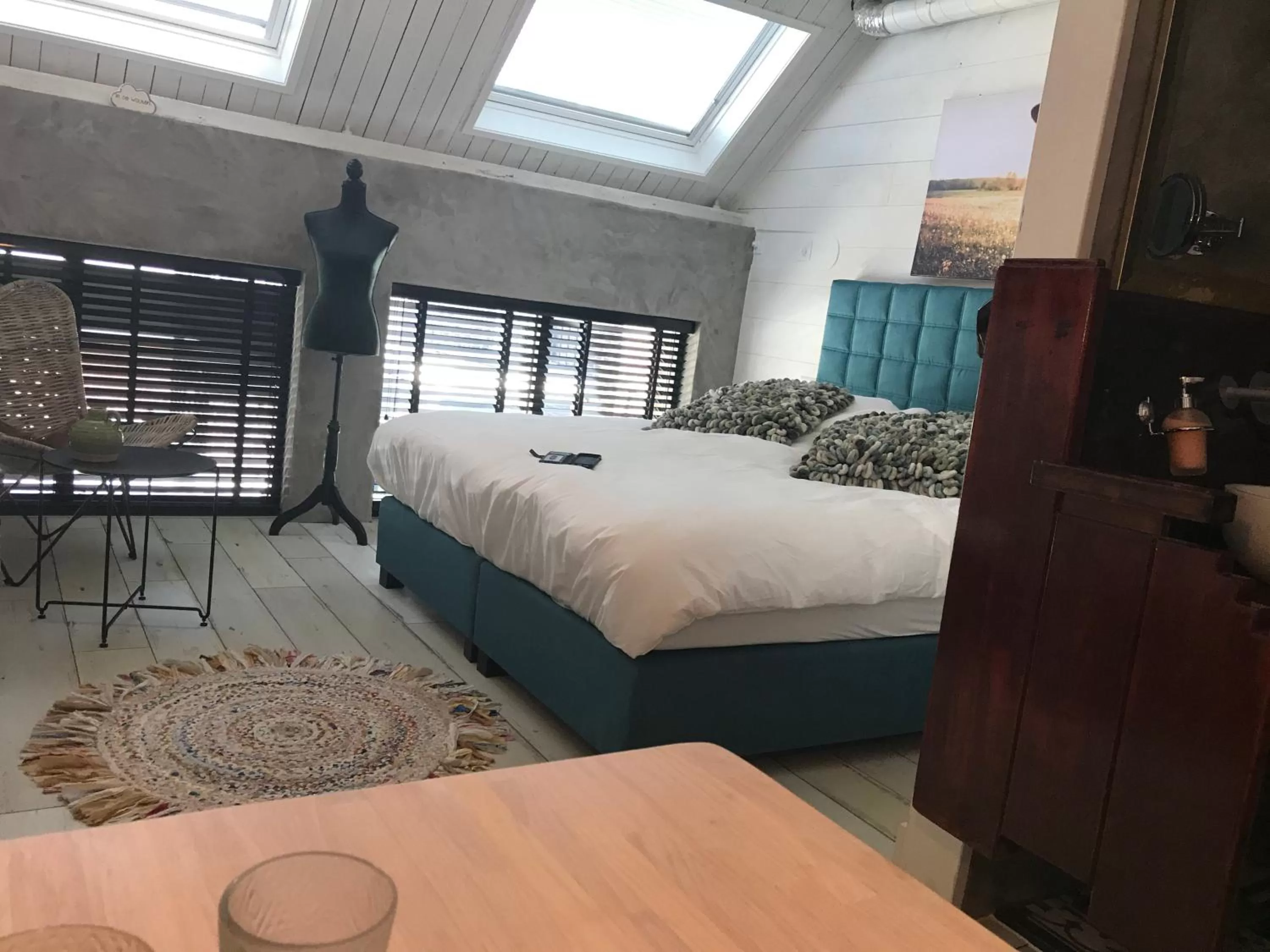 Photo of the whole room, Bed in B&B de Petrakerk