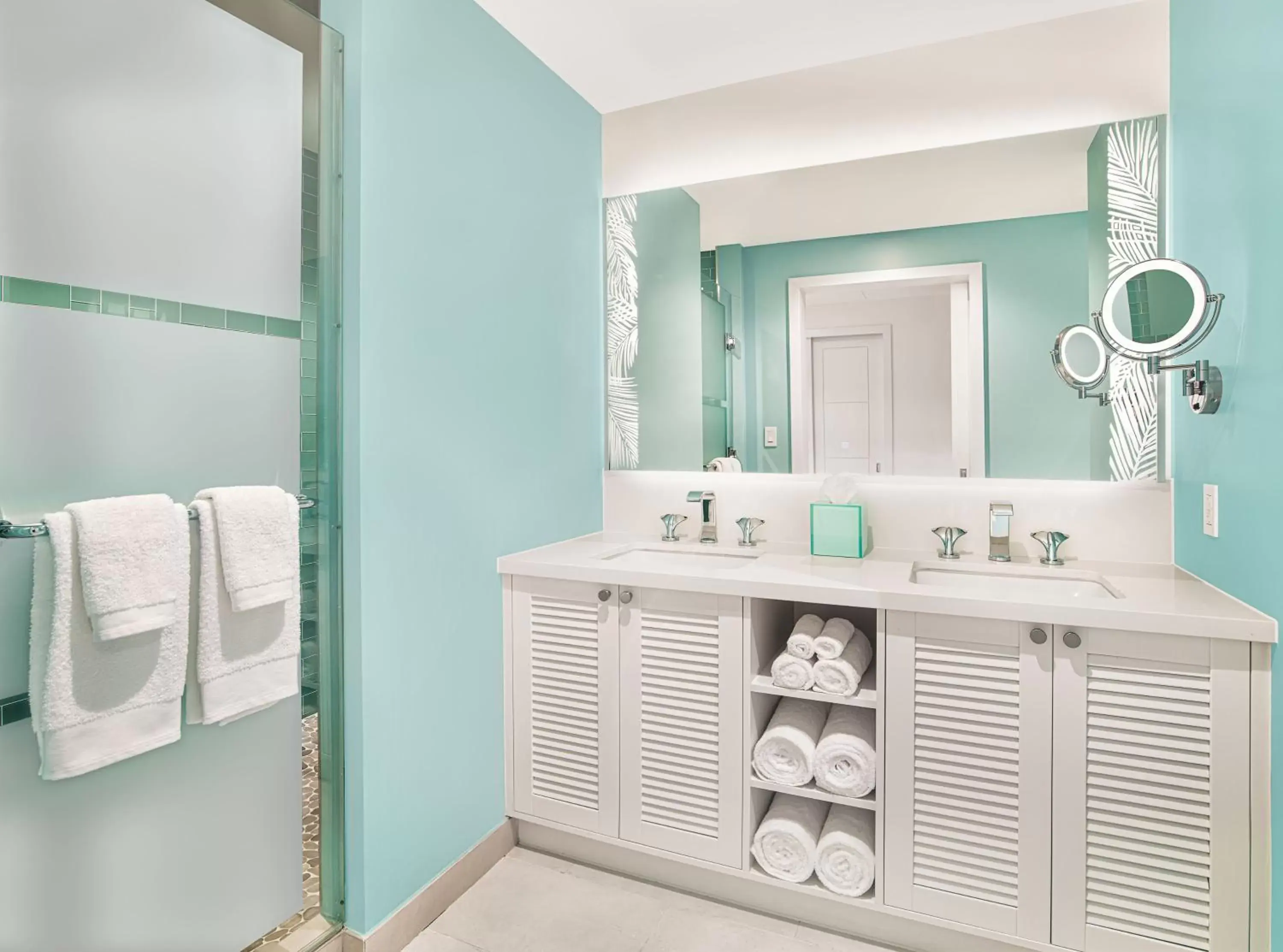 Bathroom in Margaritaville Beach Resort Nassau