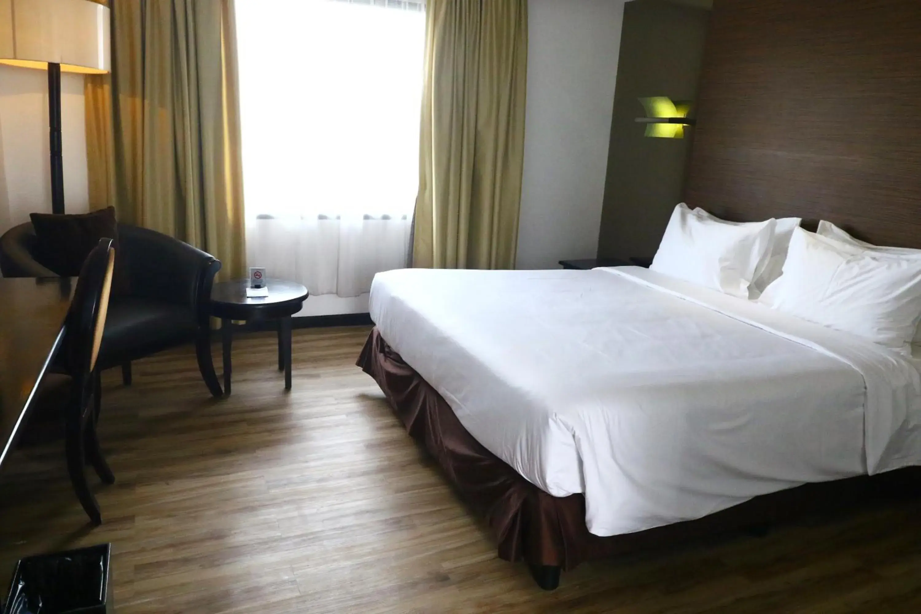 Bed in Jakarta Airport Hotel