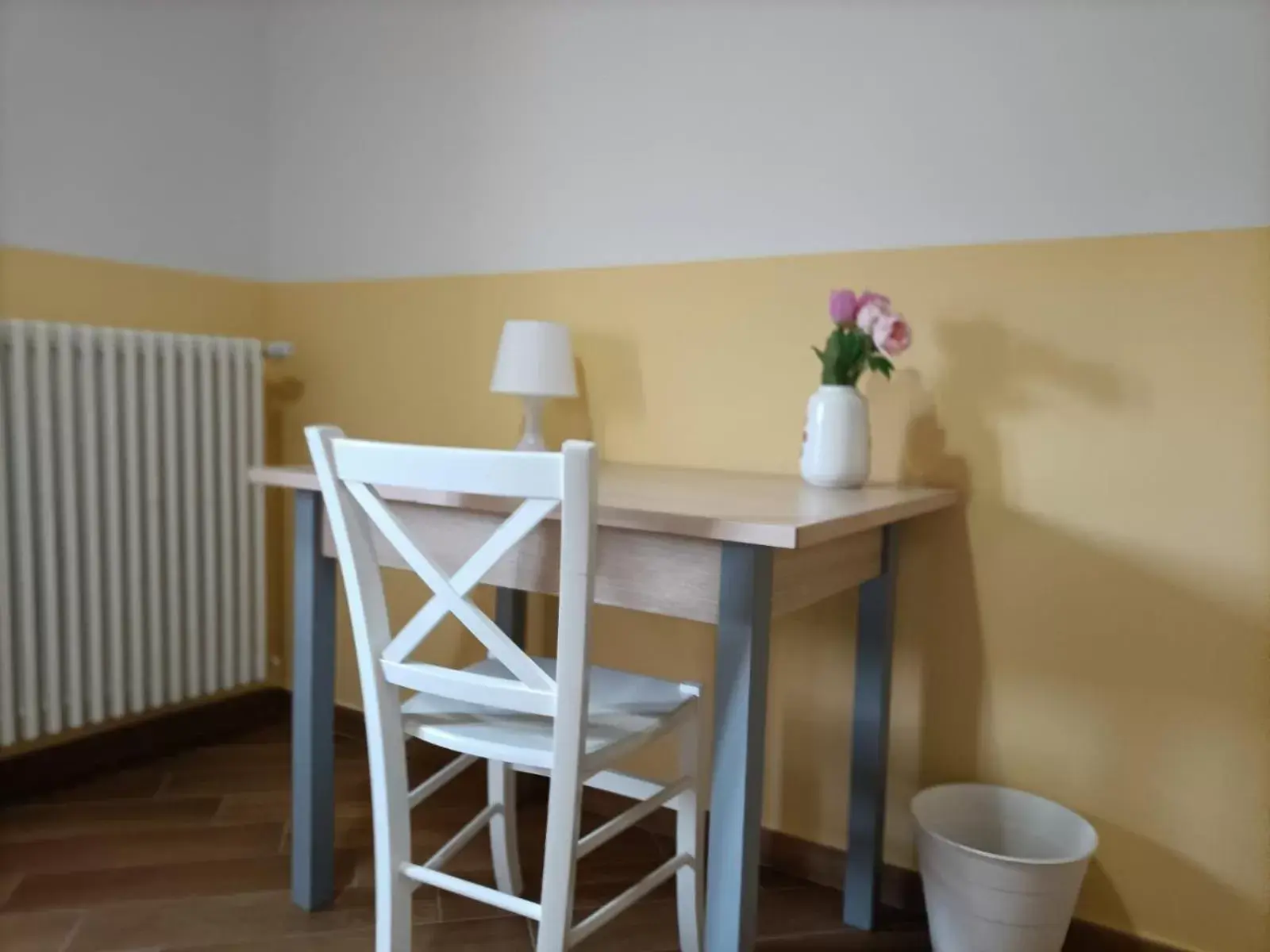 Seating area, Dining Area in Casa Fra Ambrogio