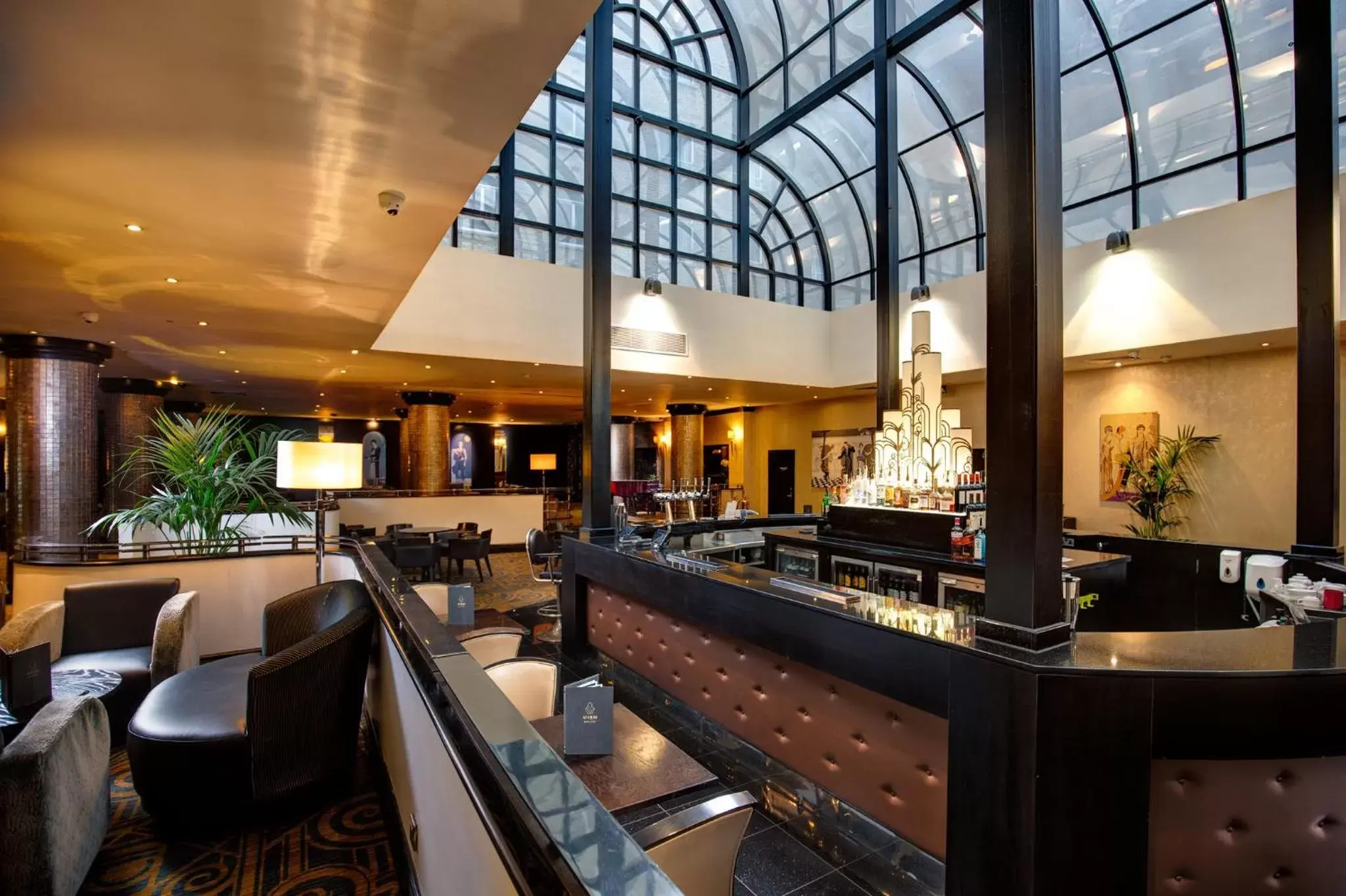 Lounge or bar, Lounge/Bar in President Hotel