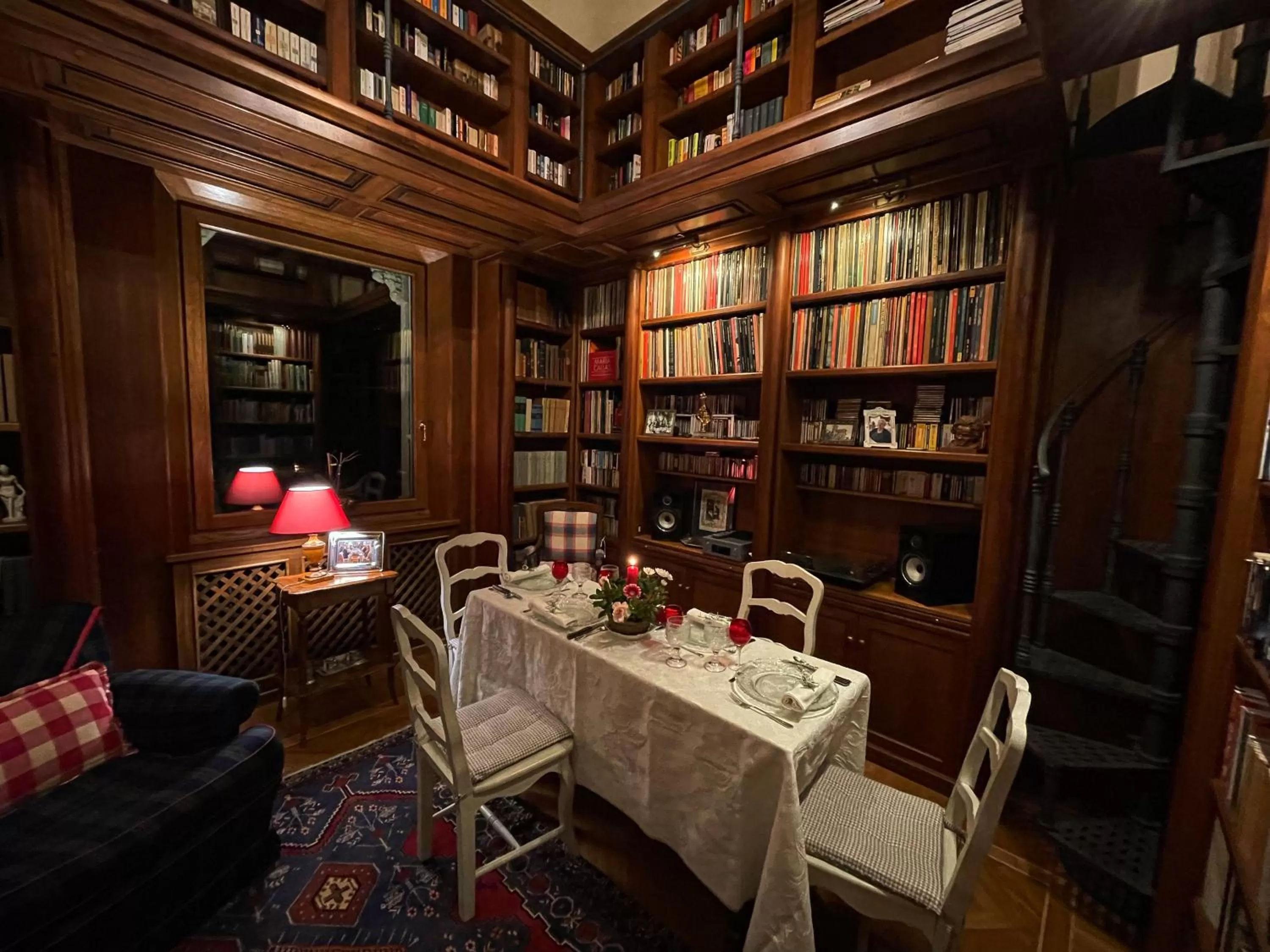 Library in Villa la Moresca Relais de Charme B&B MONTECATINI ALTO