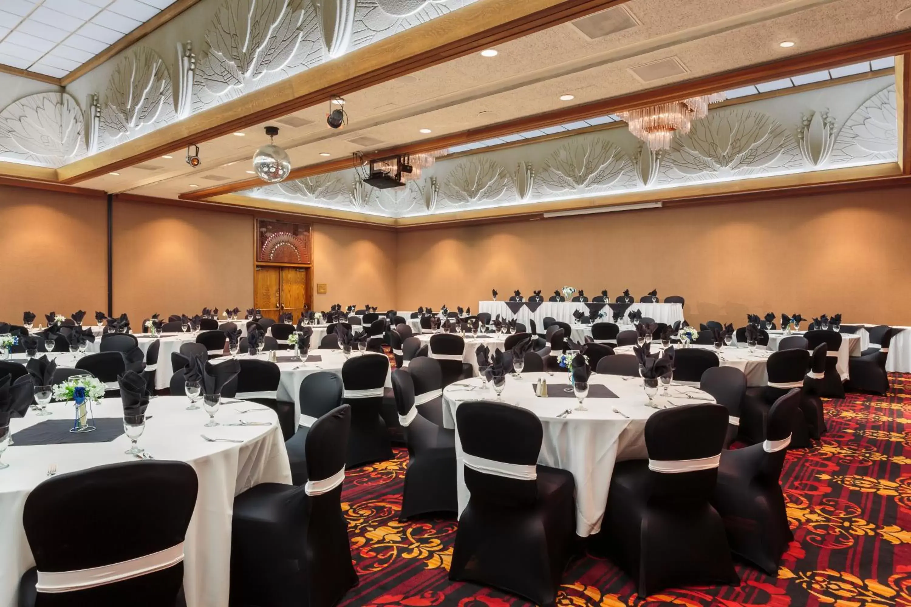Banquet/Function facilities, Banquet Facilities in Maverick Hotel and Casino by Red Lion Hotels