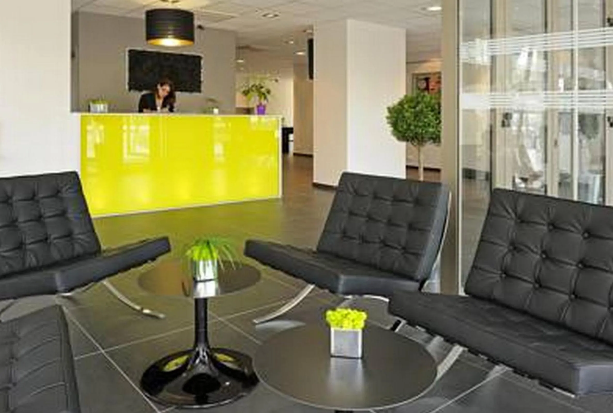 Staff in Lagrange Aparthotel Lyon Lumière