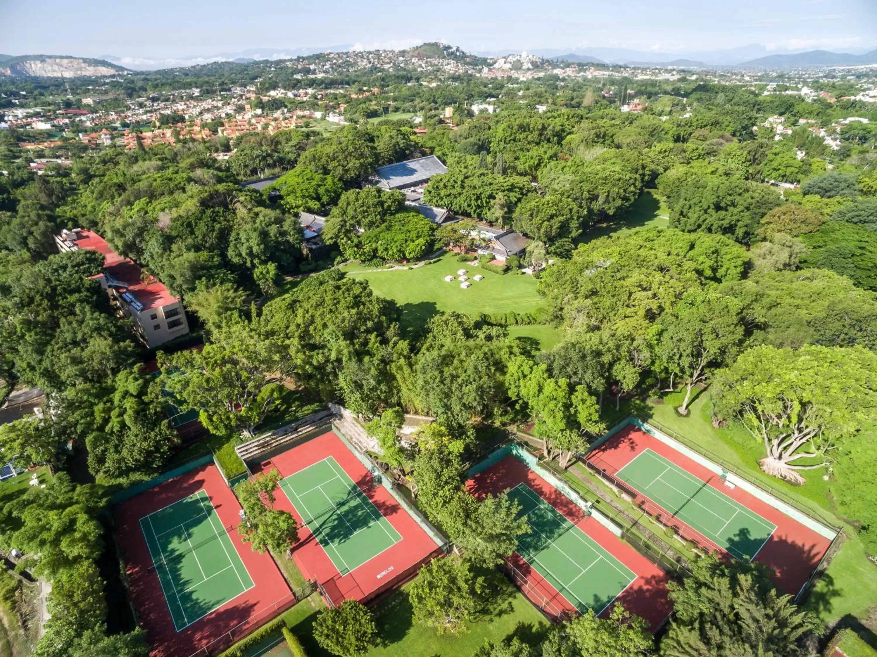 Bird's eye view, Bird's-eye View in Sumiya Cuernavaca