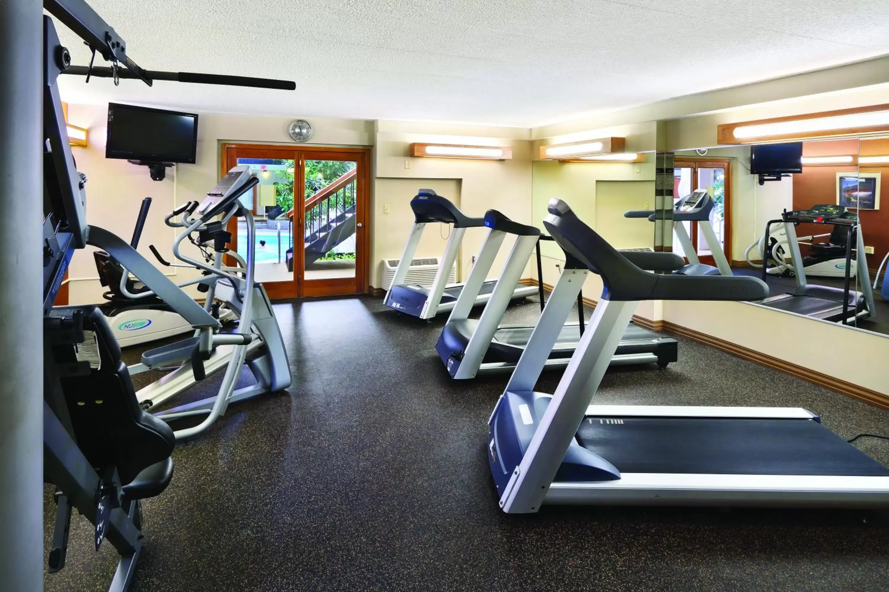 Fitness centre/facilities, Fitness Center/Facilities in Ramkota Hotel - Pierre