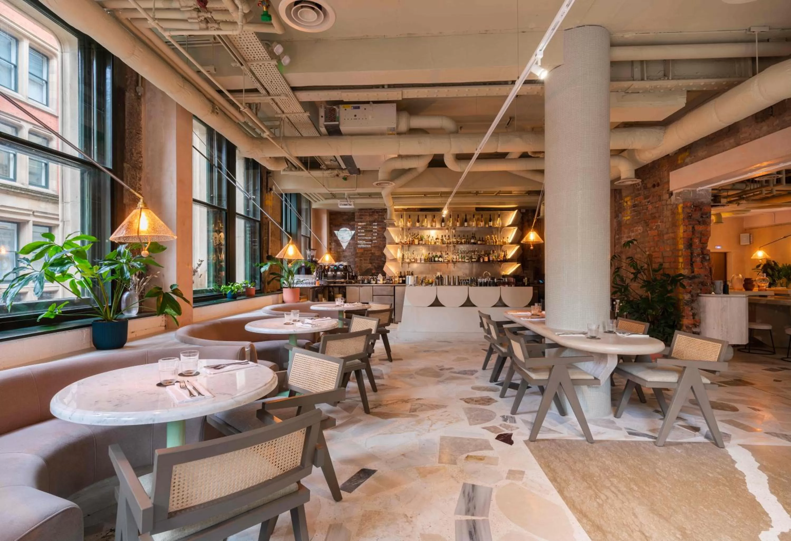 Lounge or bar in The Alan