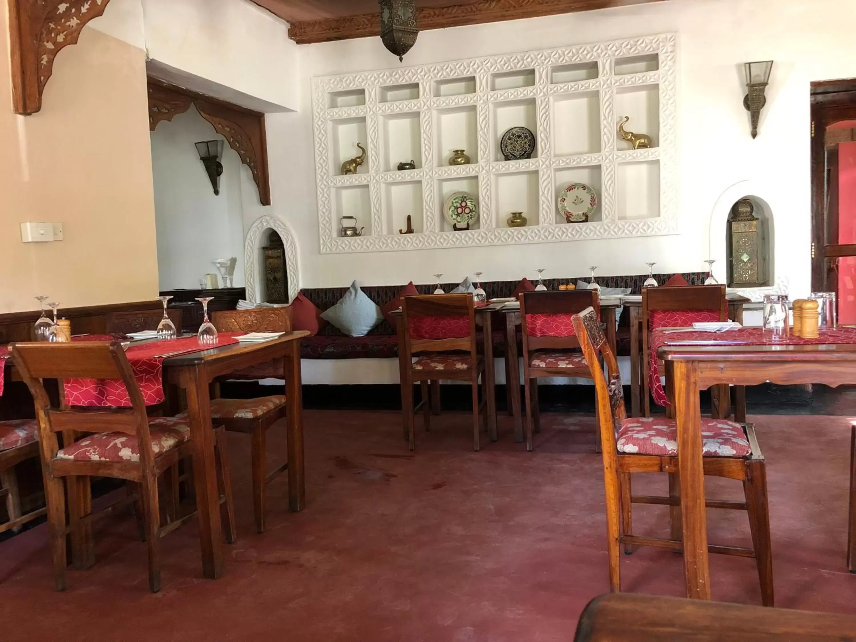 Restaurant/places to eat in Beyt Al Salaam Restaurant/places to eat in Beyt Al Salaam