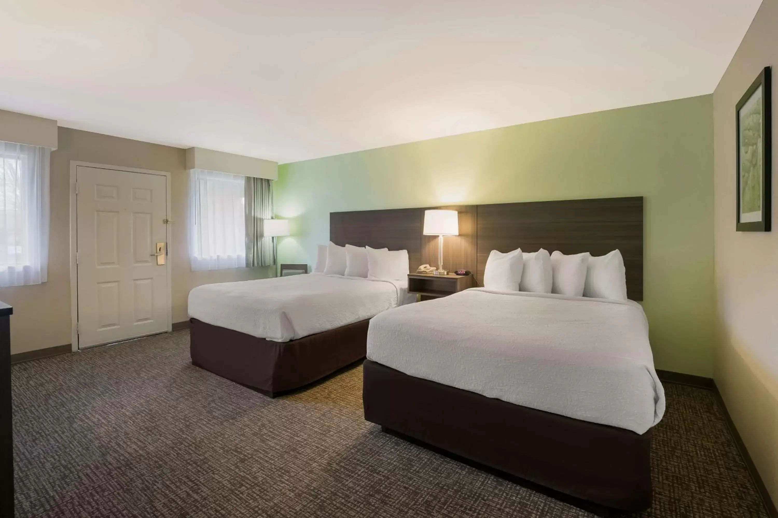 Bedroom, Bed in Best Western Milton Inn Bedroom, Bed in Best Western Milton Inn