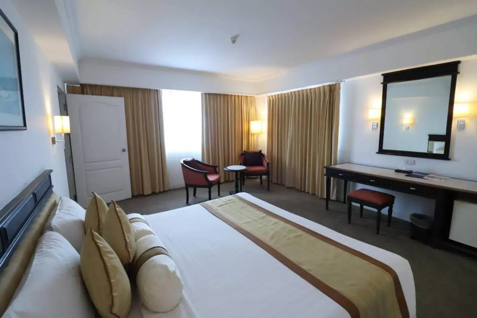 Family Two-Bedroom Suite in Hua Hin Grand Hotel and Plaza - SHA Extra Plus
