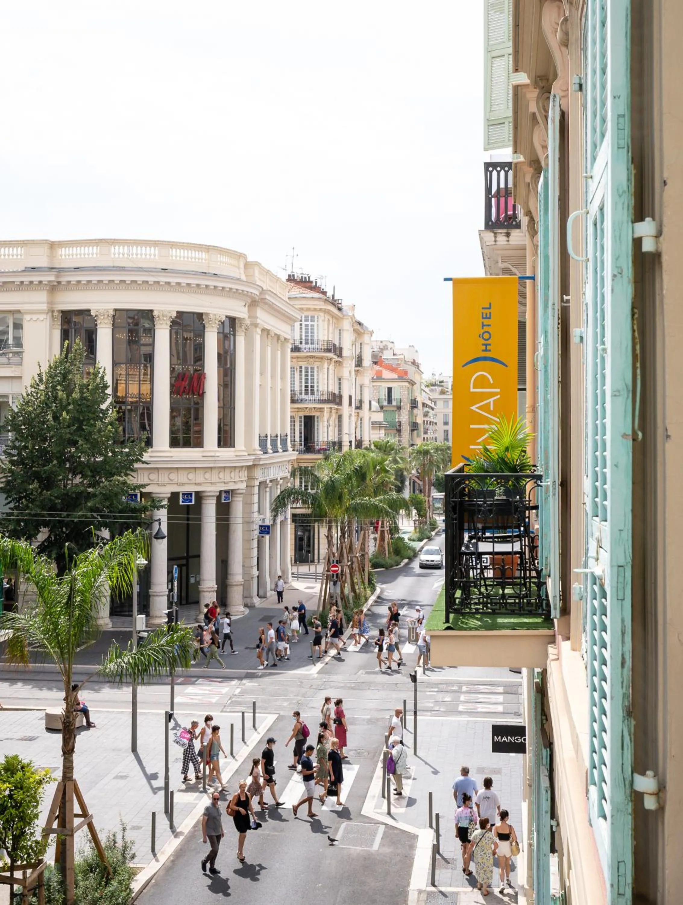 Neighbourhood in Hotel Nap By HappyCulture