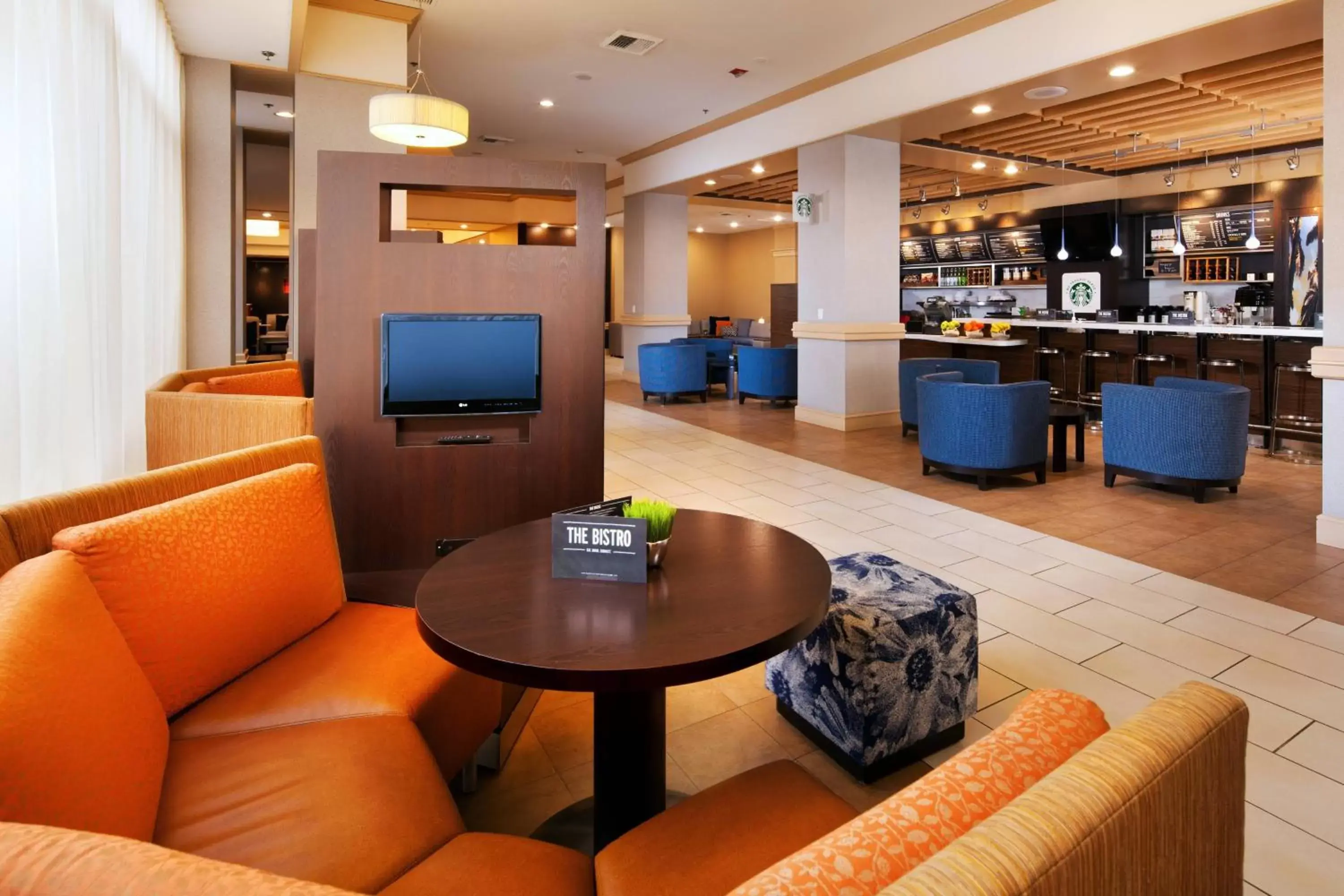 Restaurant/places to eat, Lobby/Reception in Courtyard by Marriott Baldwin Park