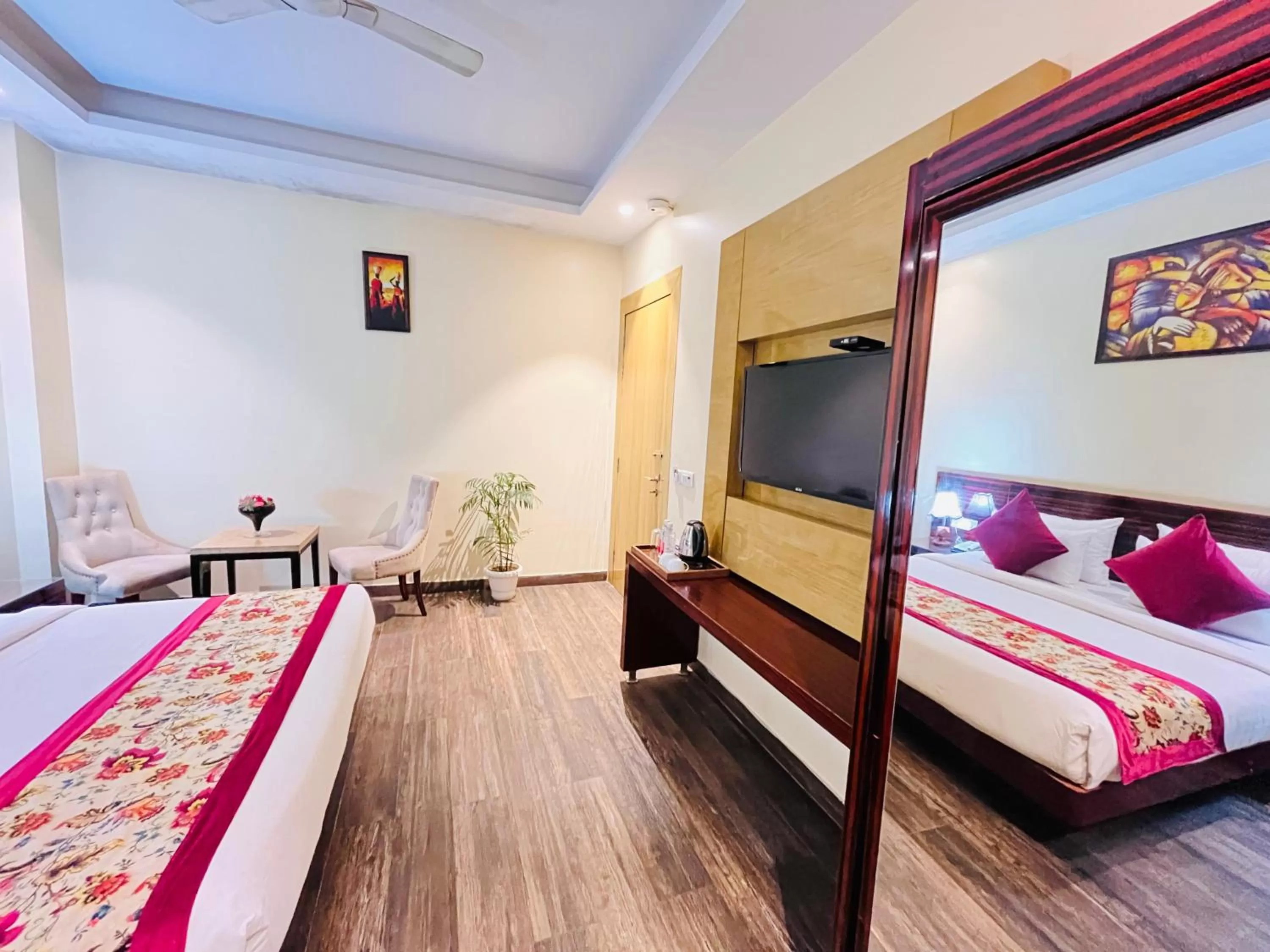 Bed in Hotel Banz near Delhi Airport