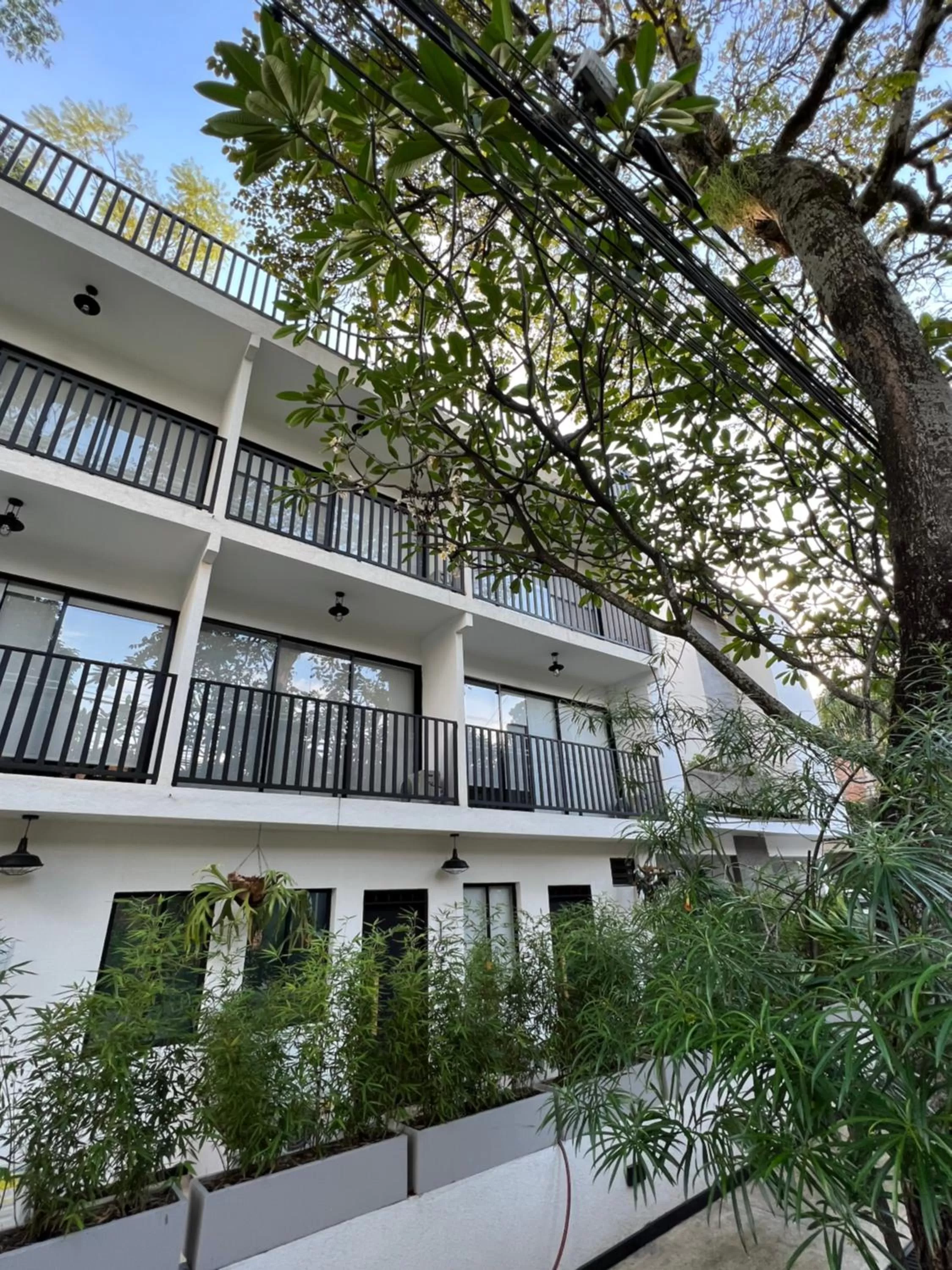 Property building in HOTEL 9.5 SAN FERNANDO