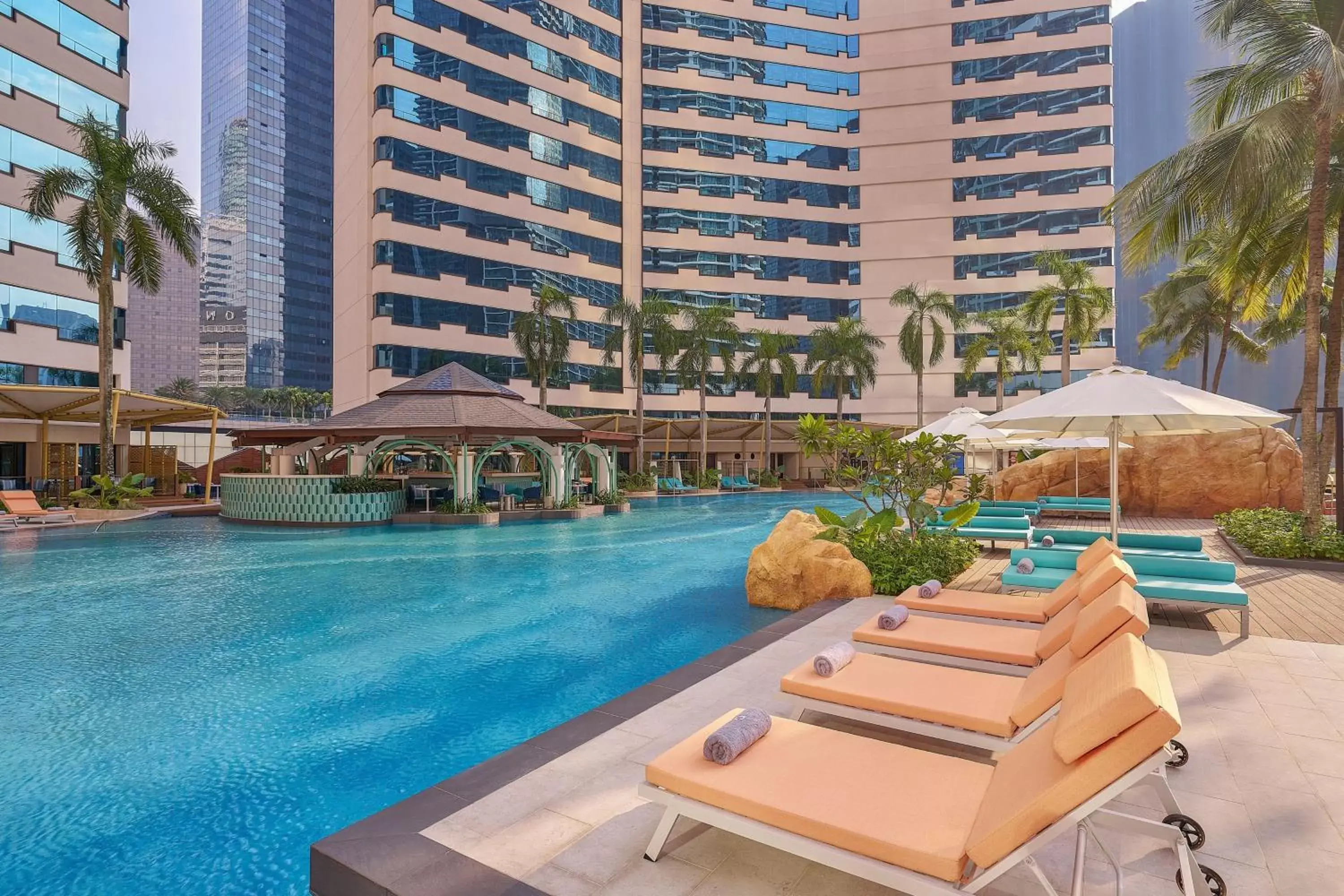 Swimming Pool in Renaissance Kuala Lumpur Hotel & Convention Centre