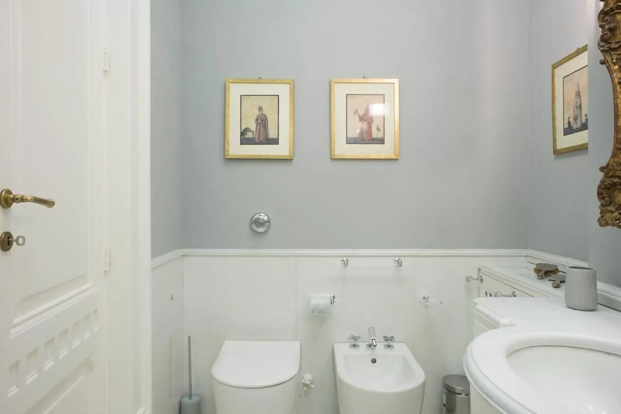 Bathroom in Vittoria - house of charme