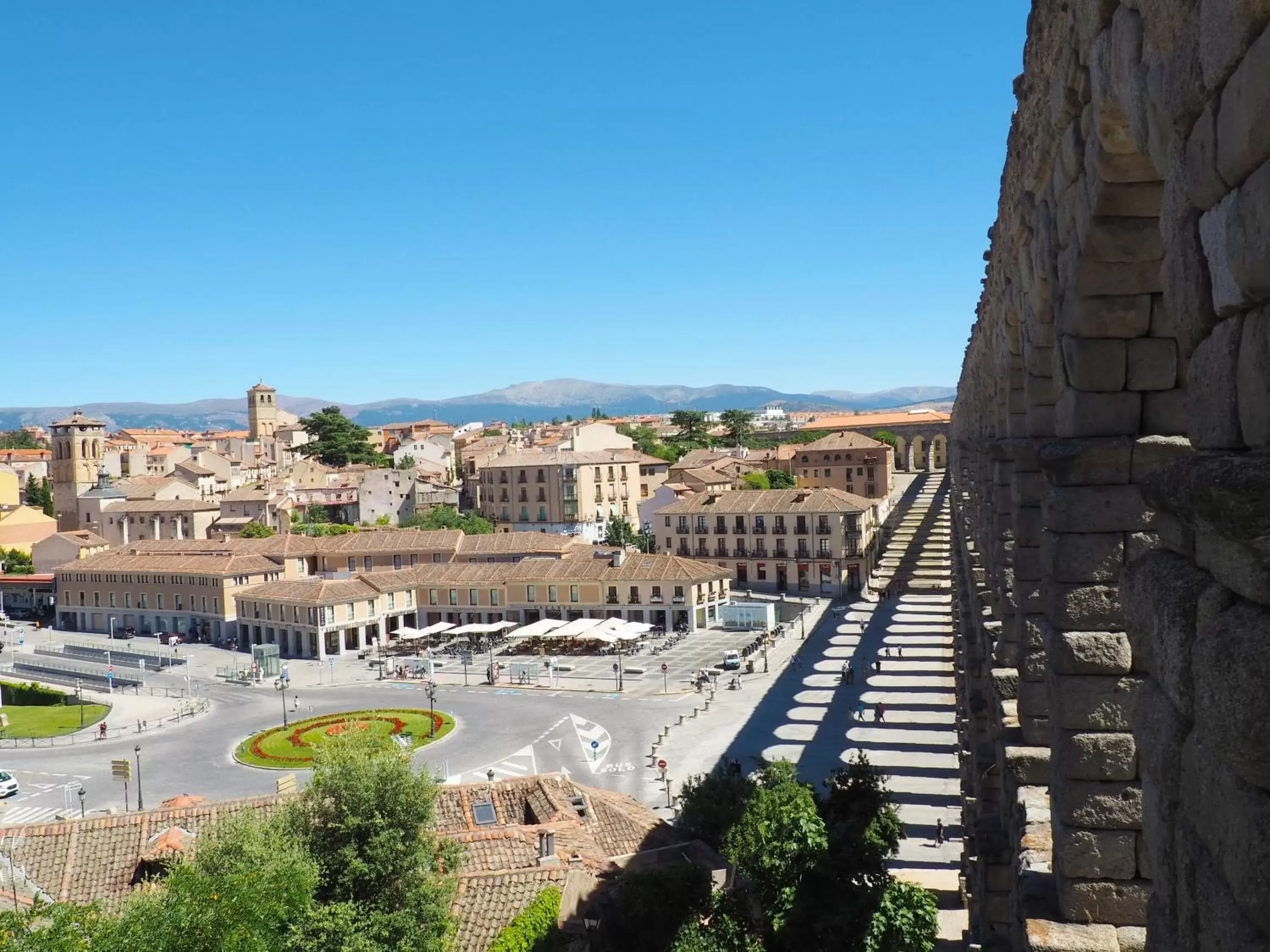 Nearby landmark in Hotel ELE Acueducto