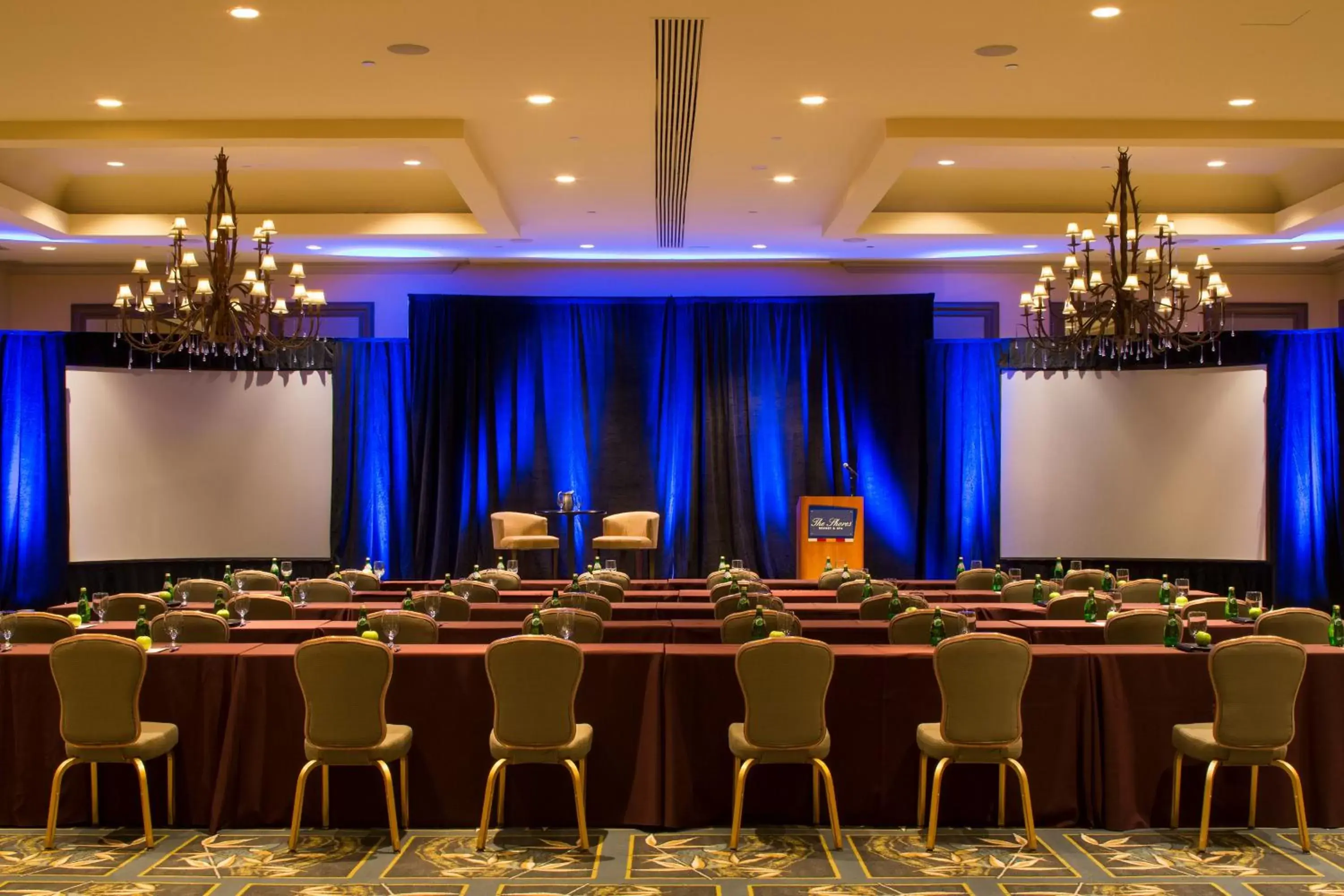 Meeting/conference room, Business Area/Conference Room in The Shores Resort & Spa