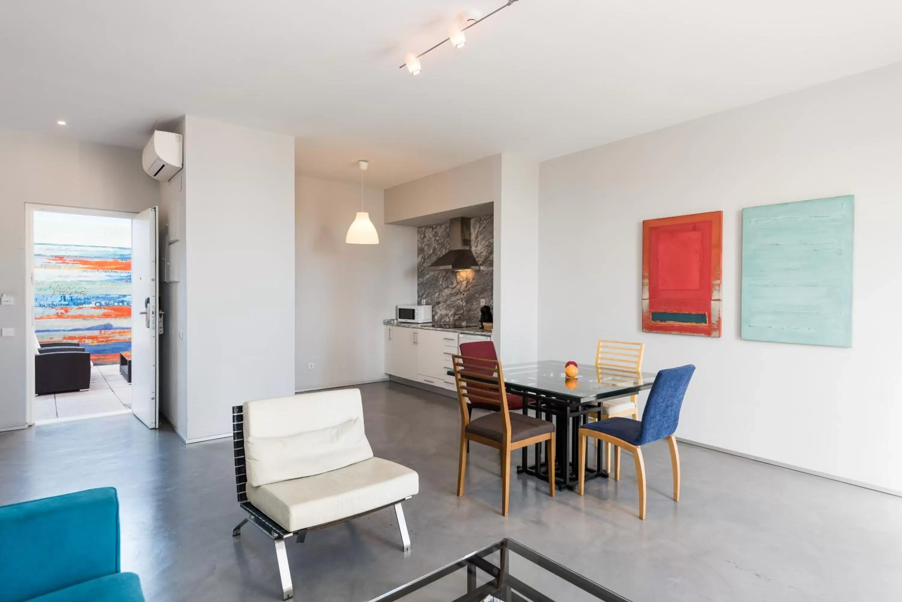 Living room, Dining Area in Alfama - Lisbon Lounge Suites