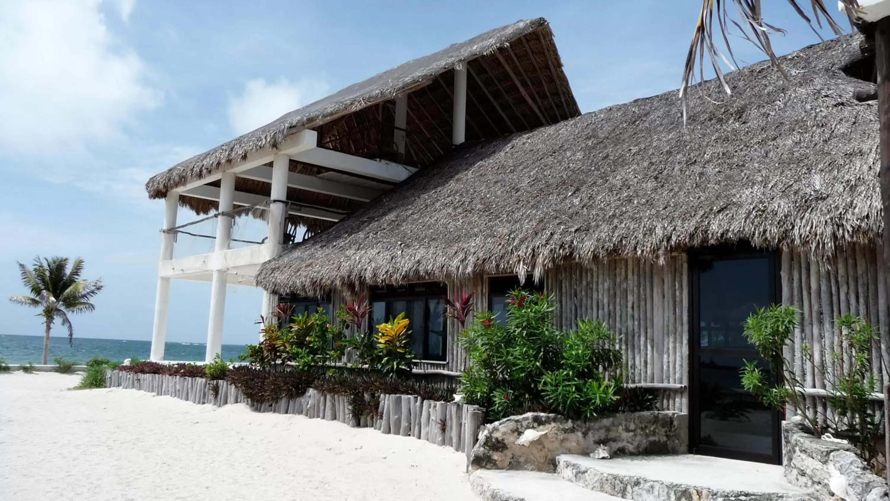 Facade/entrance, Property Building in Rancho Sakol