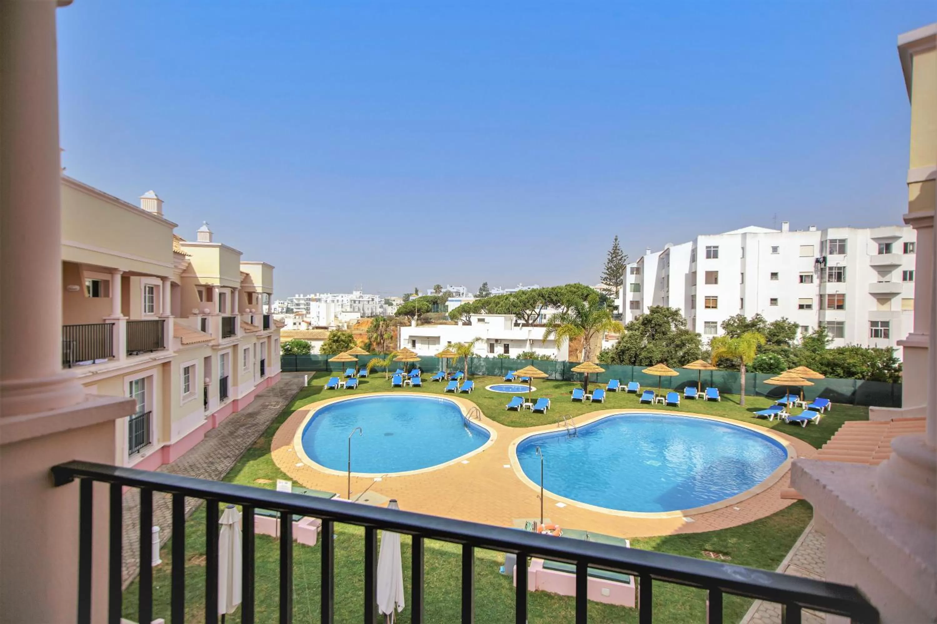 Swimming pool in Aquamar Albufeira Aparthotel